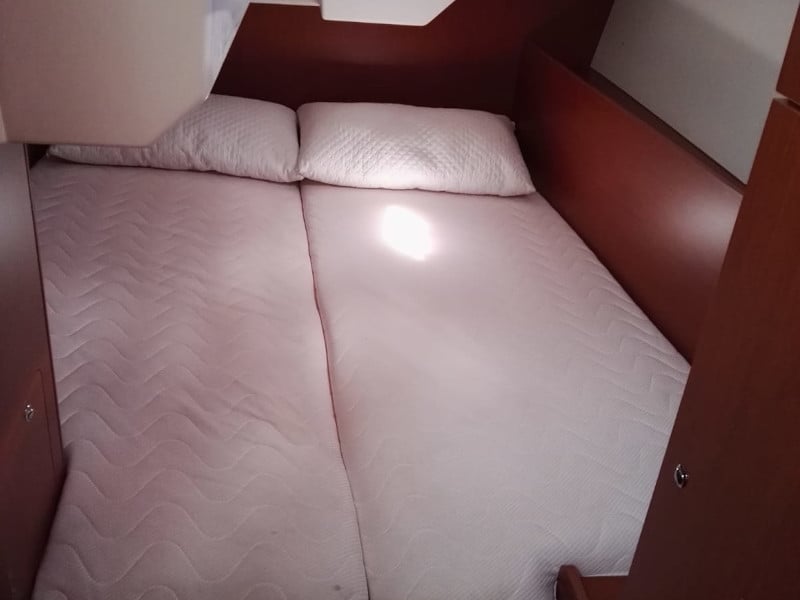 Dani - Sailboat in Cannigione