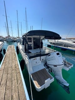 KlaPa - Motor Yacht in Novigrad