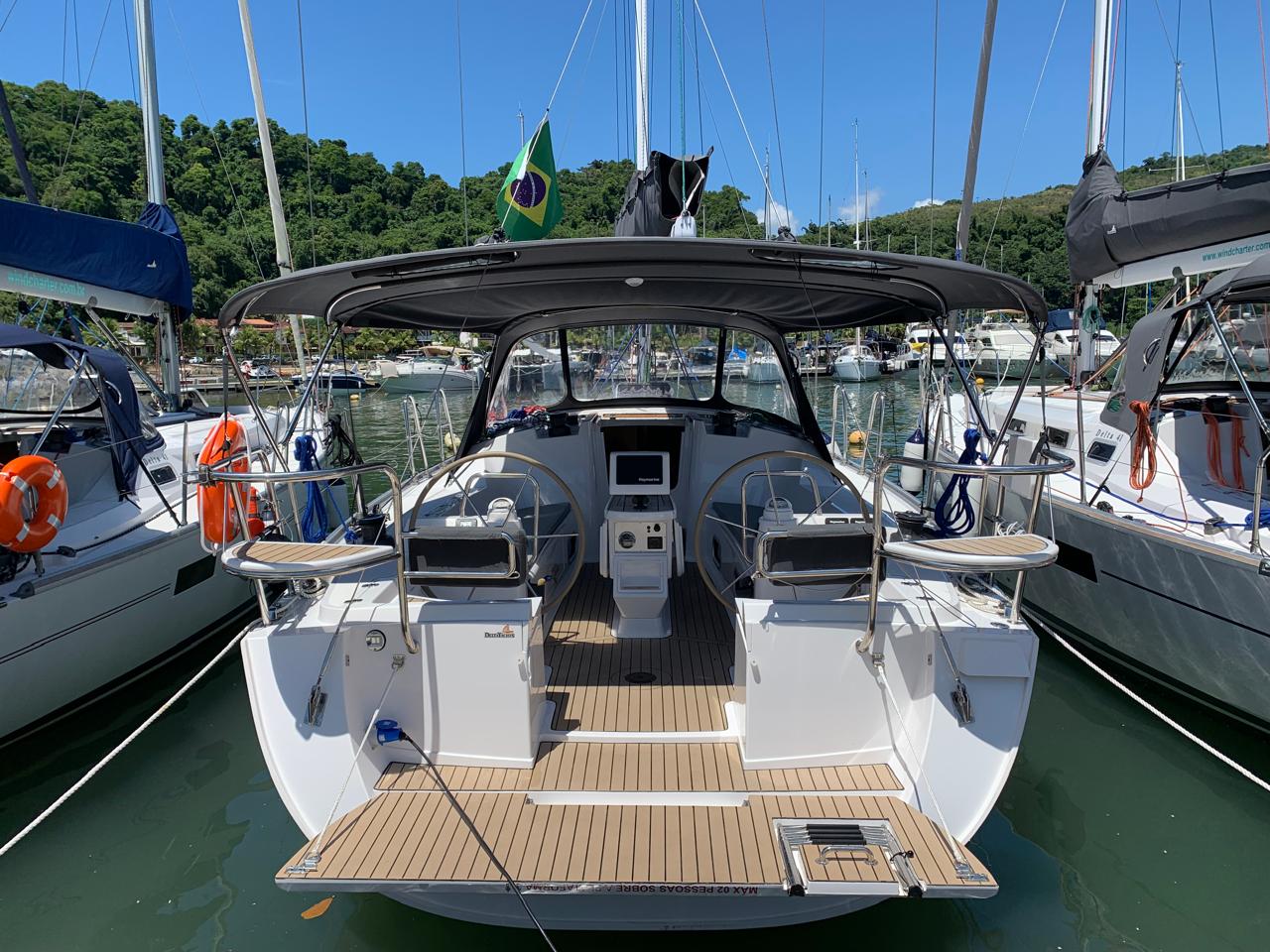 INFINITY II - Sailboat in Paraty