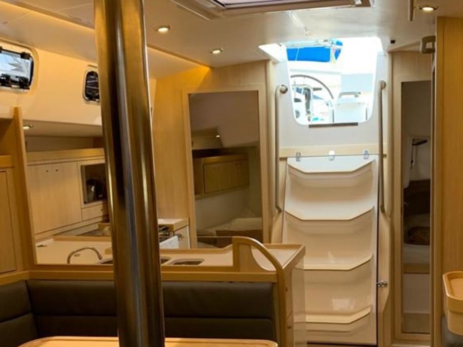 Nossa Toca - Sailboat in Paraty