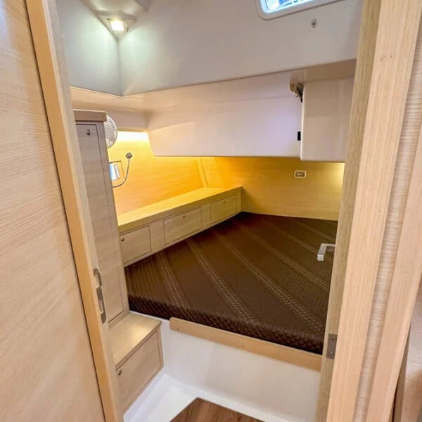 TUTO PASSA - Sailboat in Paraty