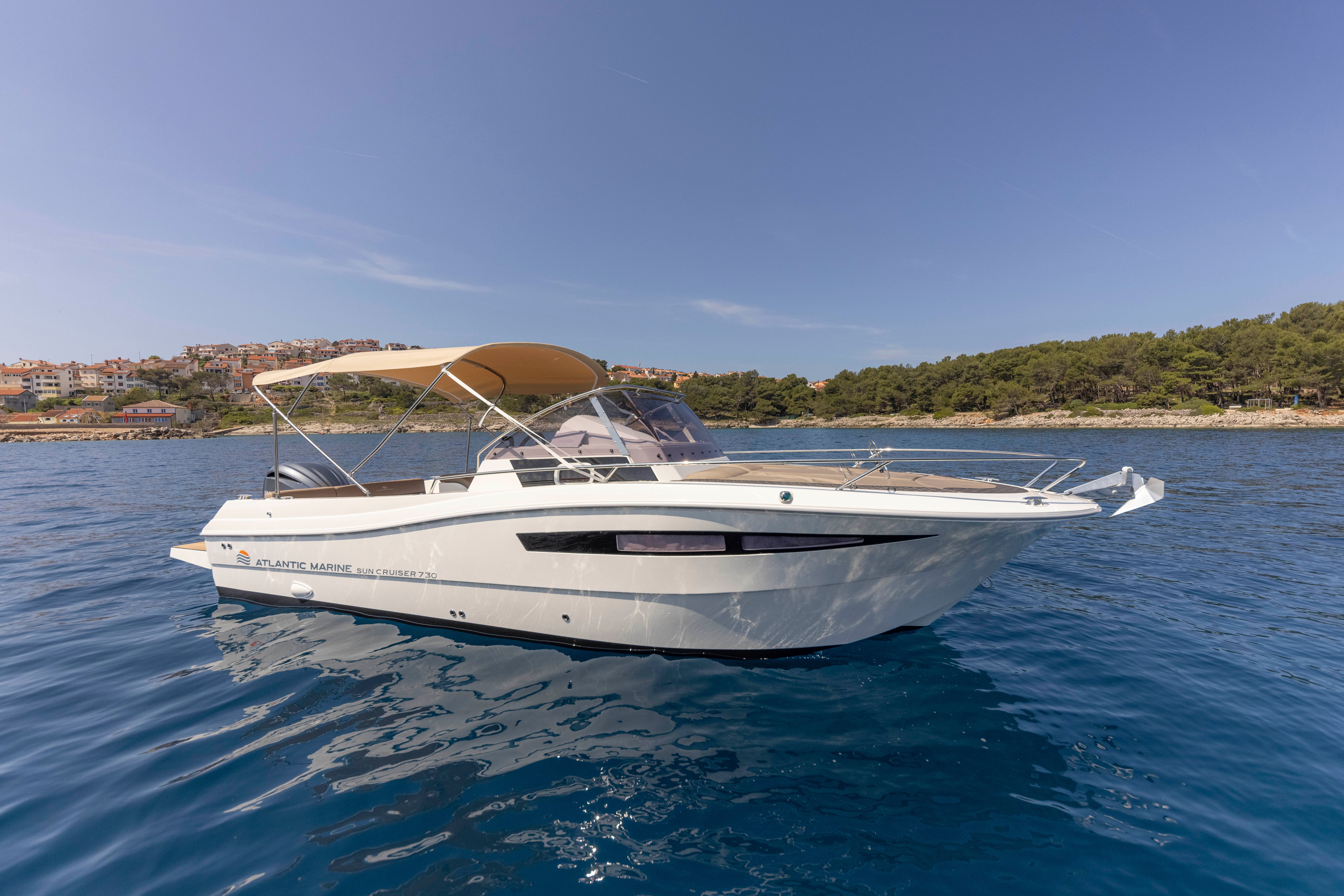 275321ML - Motor Yacht in Mali Lošinj