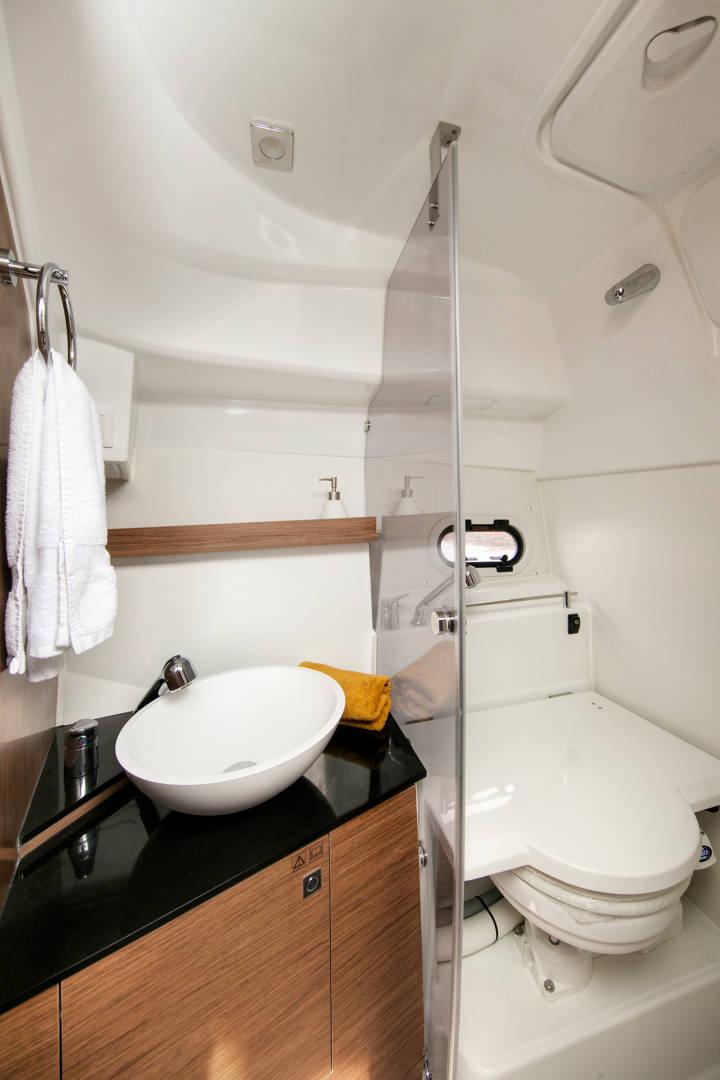 ZEUS - Motor Yacht in Pula