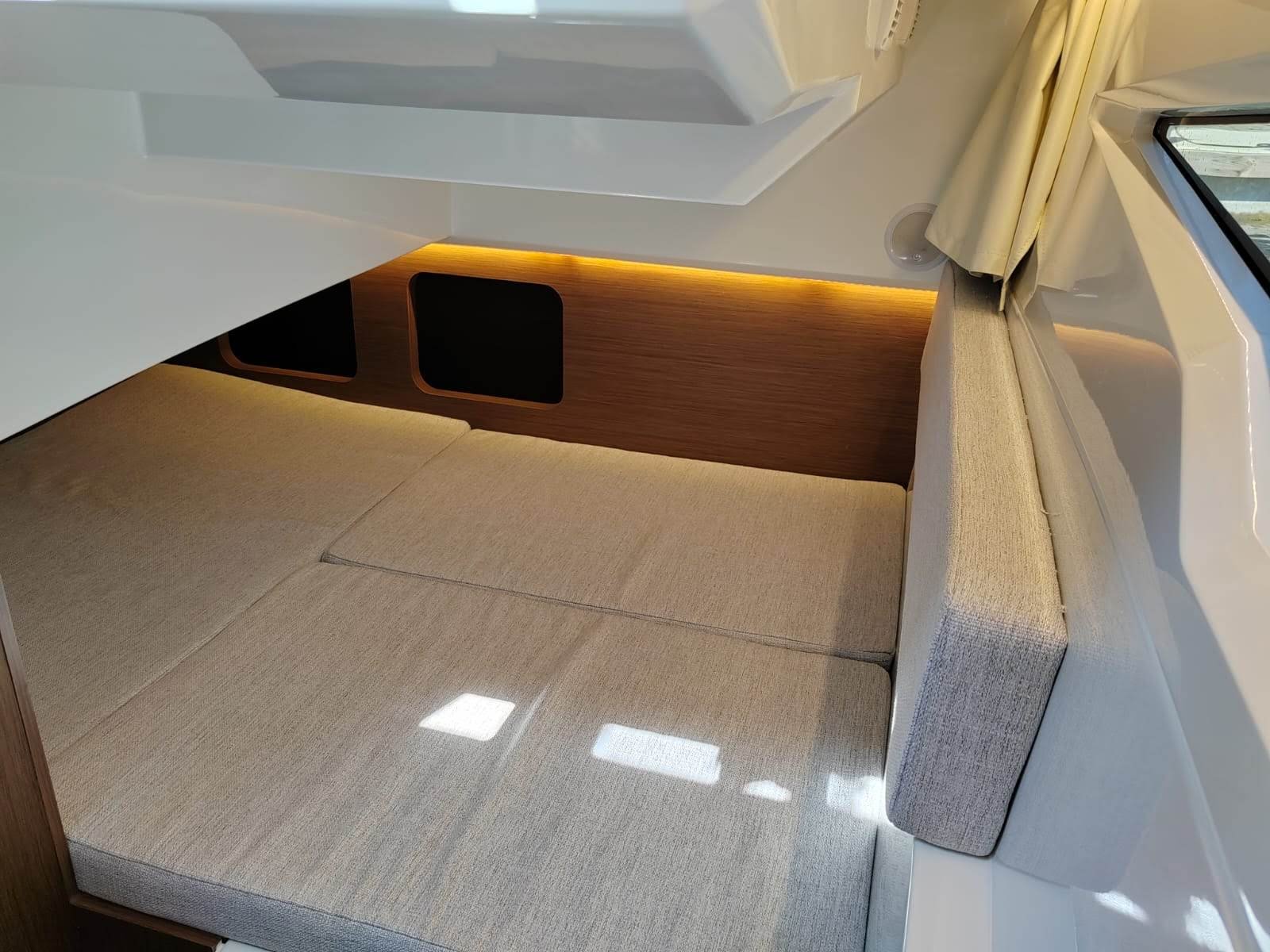 Kim - Motor Yacht in Pula