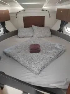 Antonia - Motor Yat içinde Pula