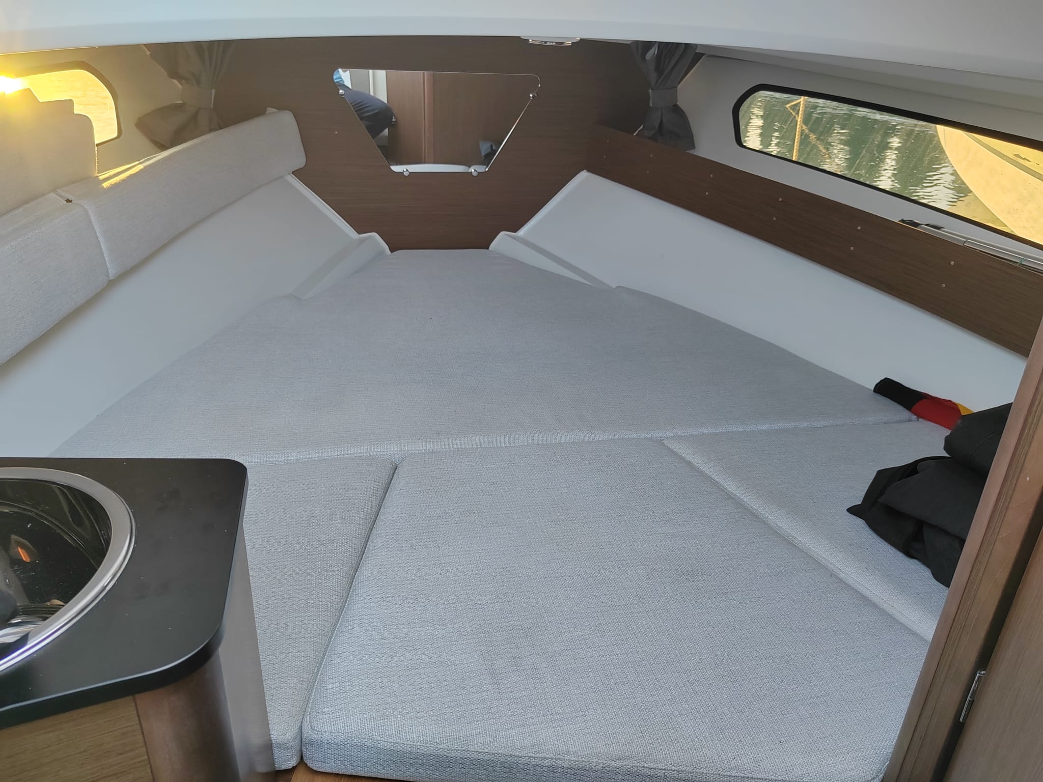 SILAS - Motor Yat içinde Pula