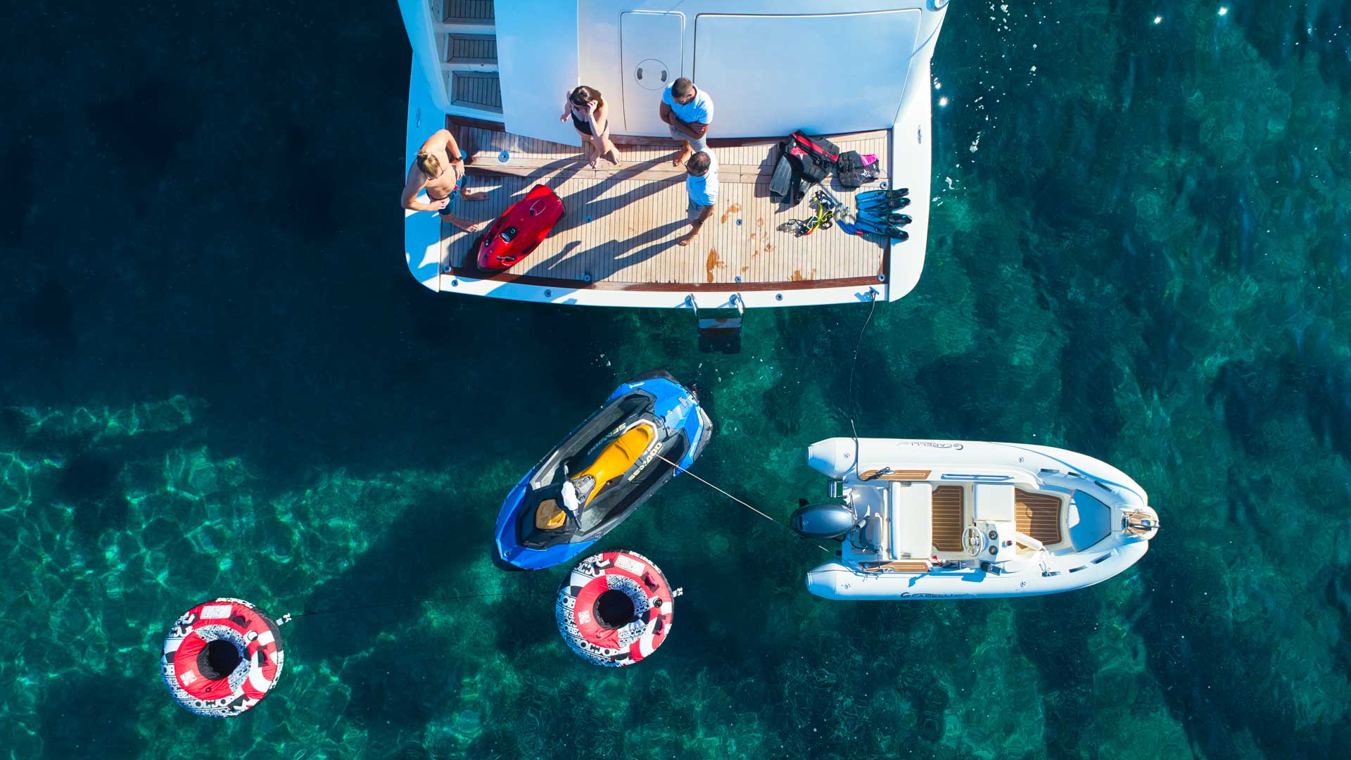 Karisma - Motor Yacht in Baška Voda