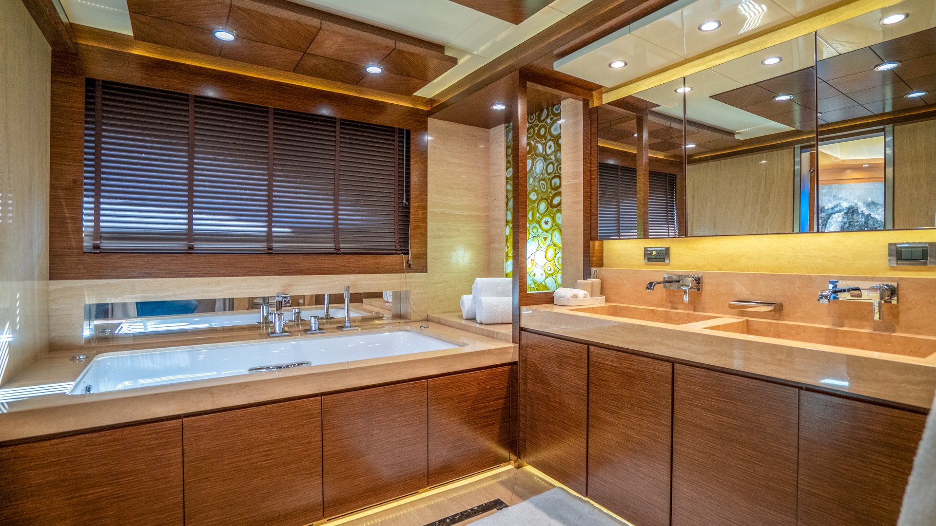 Silent World - Motor Yacht in Split