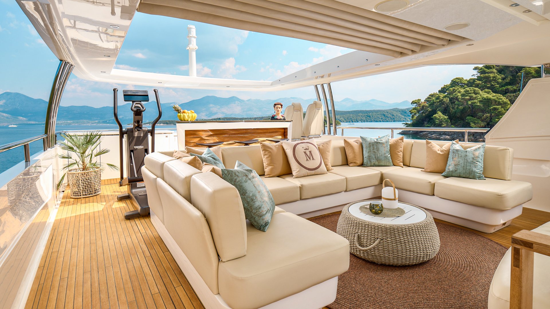 Mirage IV - Motor Yacht in Split