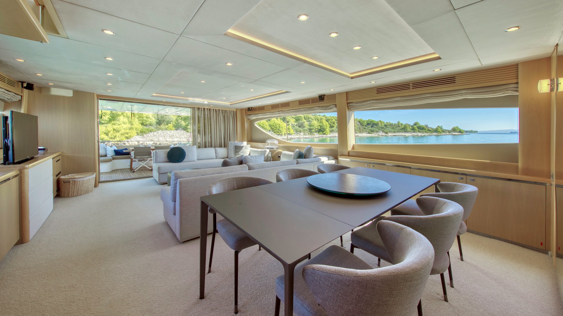 Insieme - Motor Yacht in Trogir