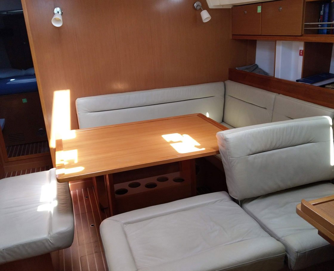 Esperos - Sailboat in Sami