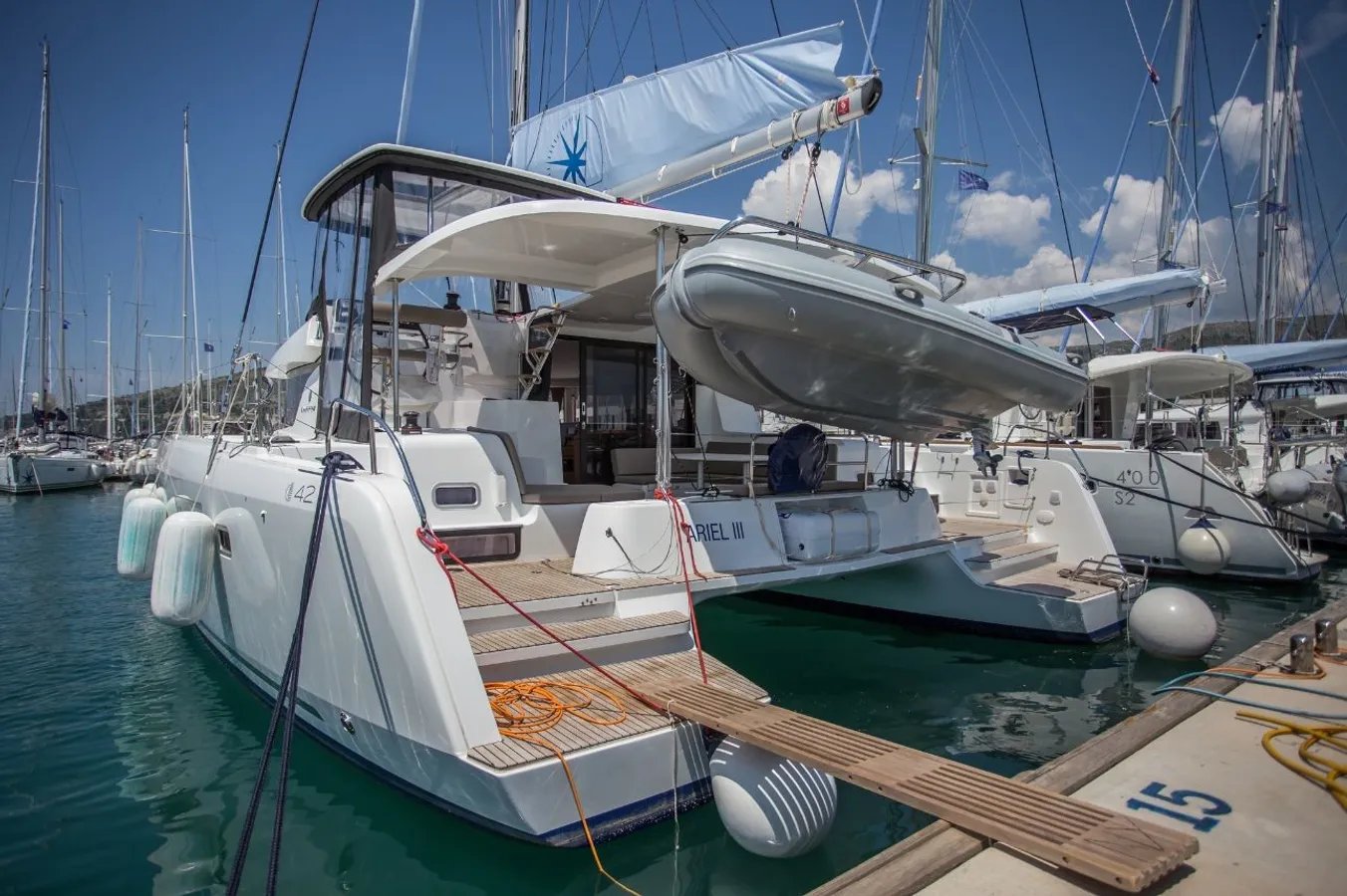Ariel 3 - Catamaran in Koh Chang Tai