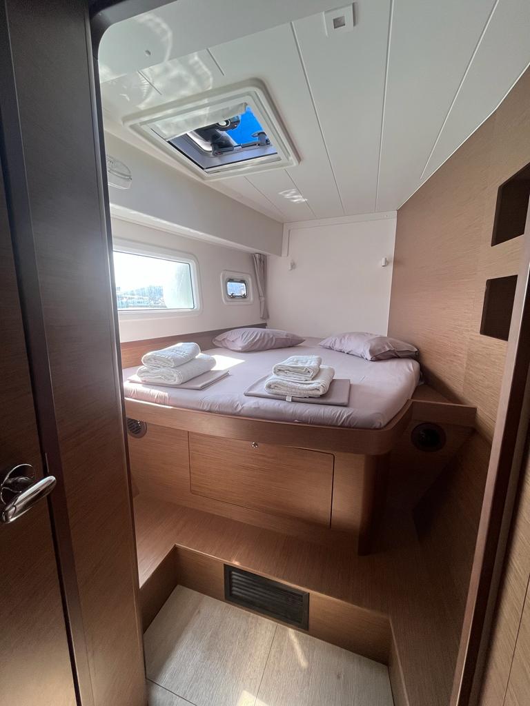 Queen Annezia - Catamaran in Lefkada