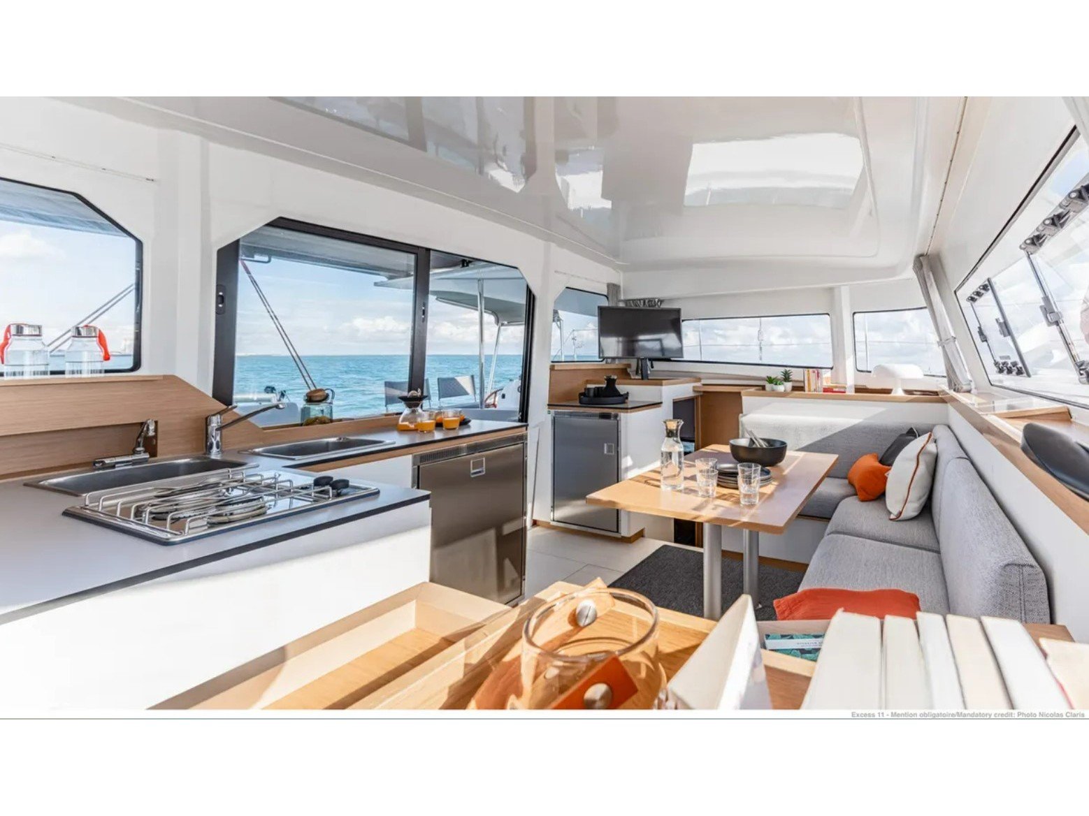 Axieros II - Catamaran in Ligia