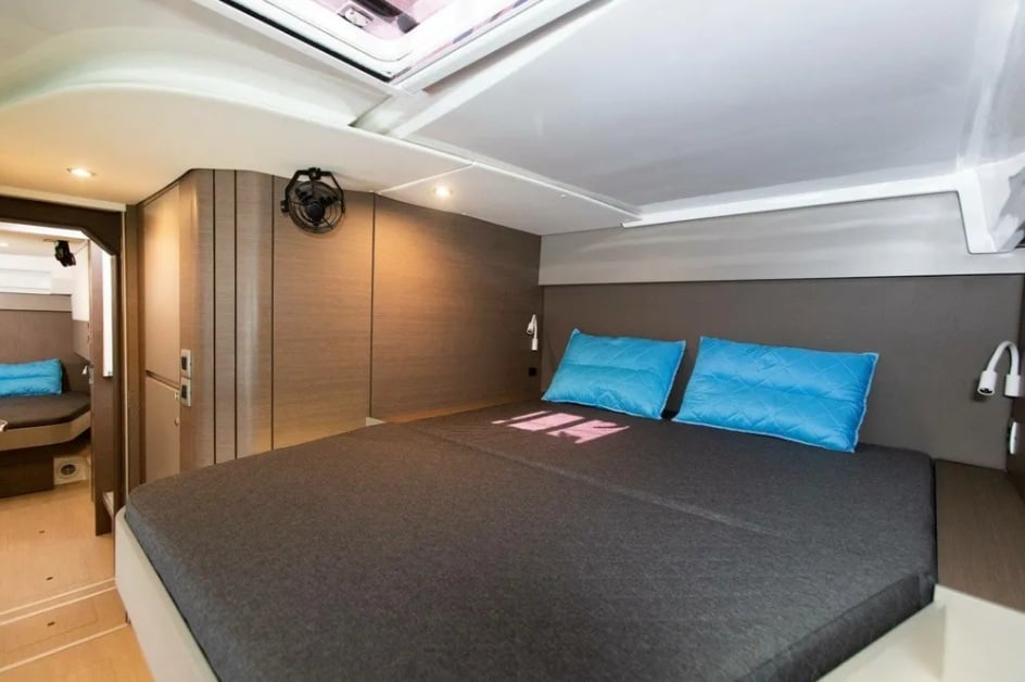 Samothraki 1 - Catamaran in Ligia