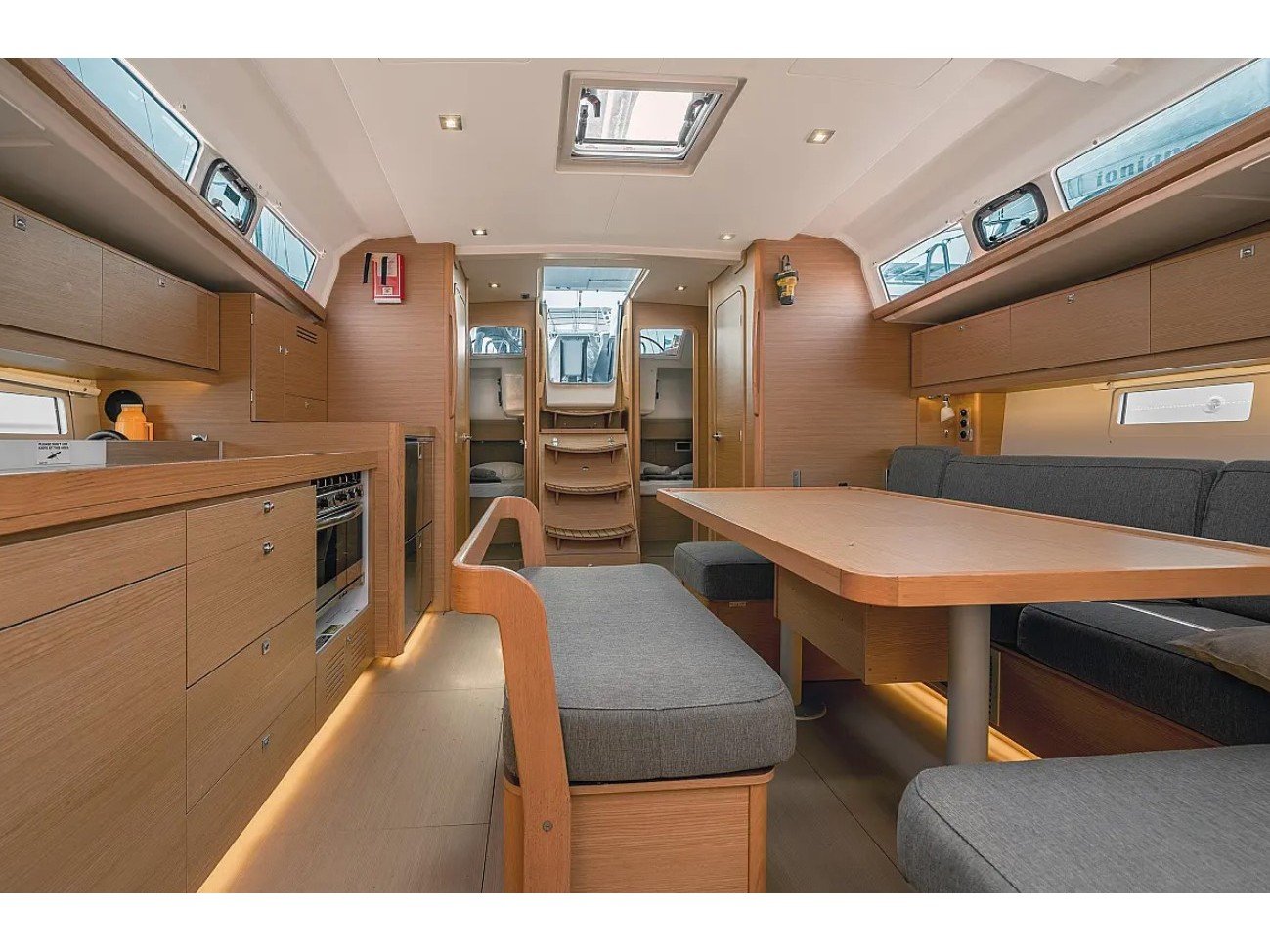 Kosmopolitan - Sailboat in Lefkada