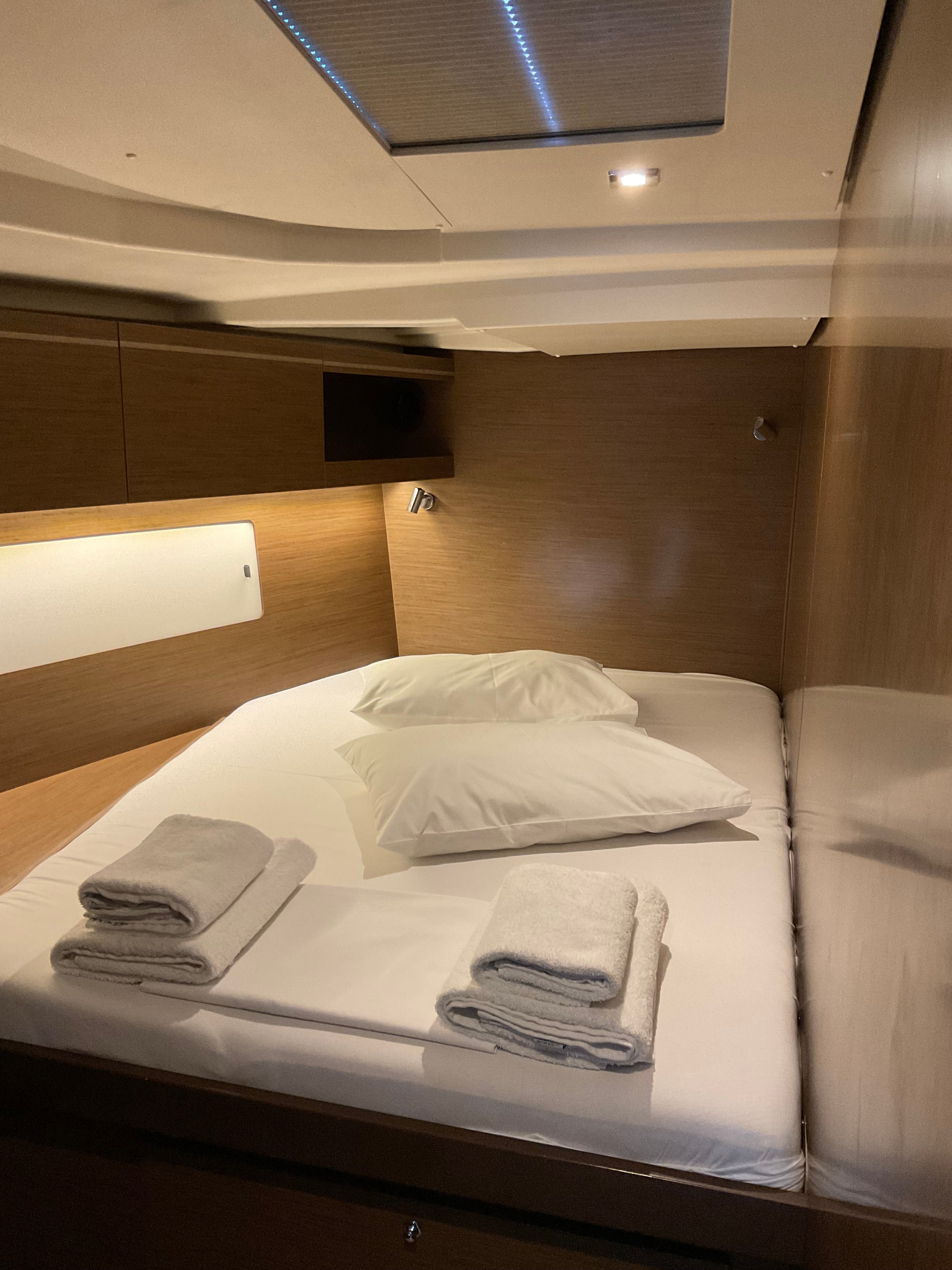 Retsina - Sailboat in Lefkada