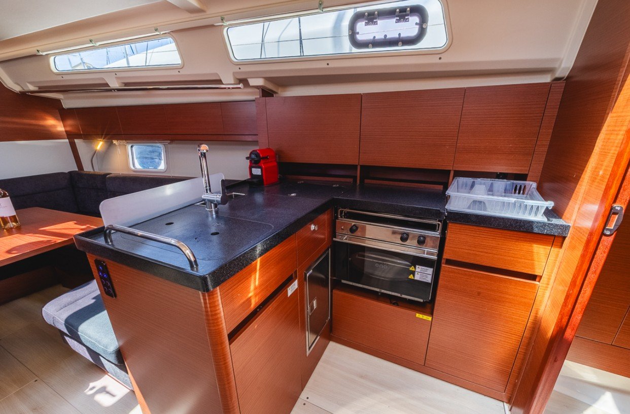 Dafne - Sailboat in Lefkada