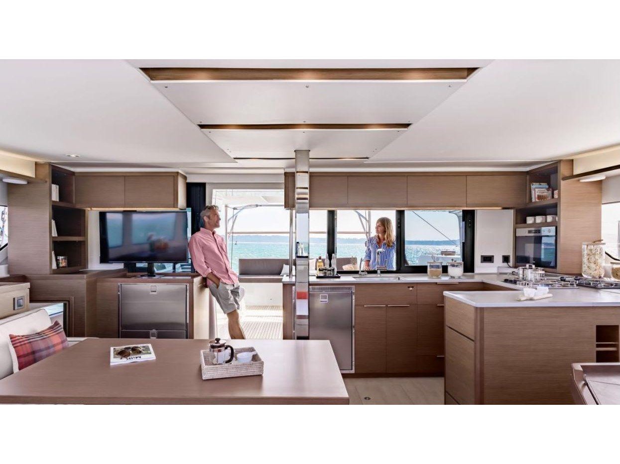 ThalaSea - Catamaran in Kontokali