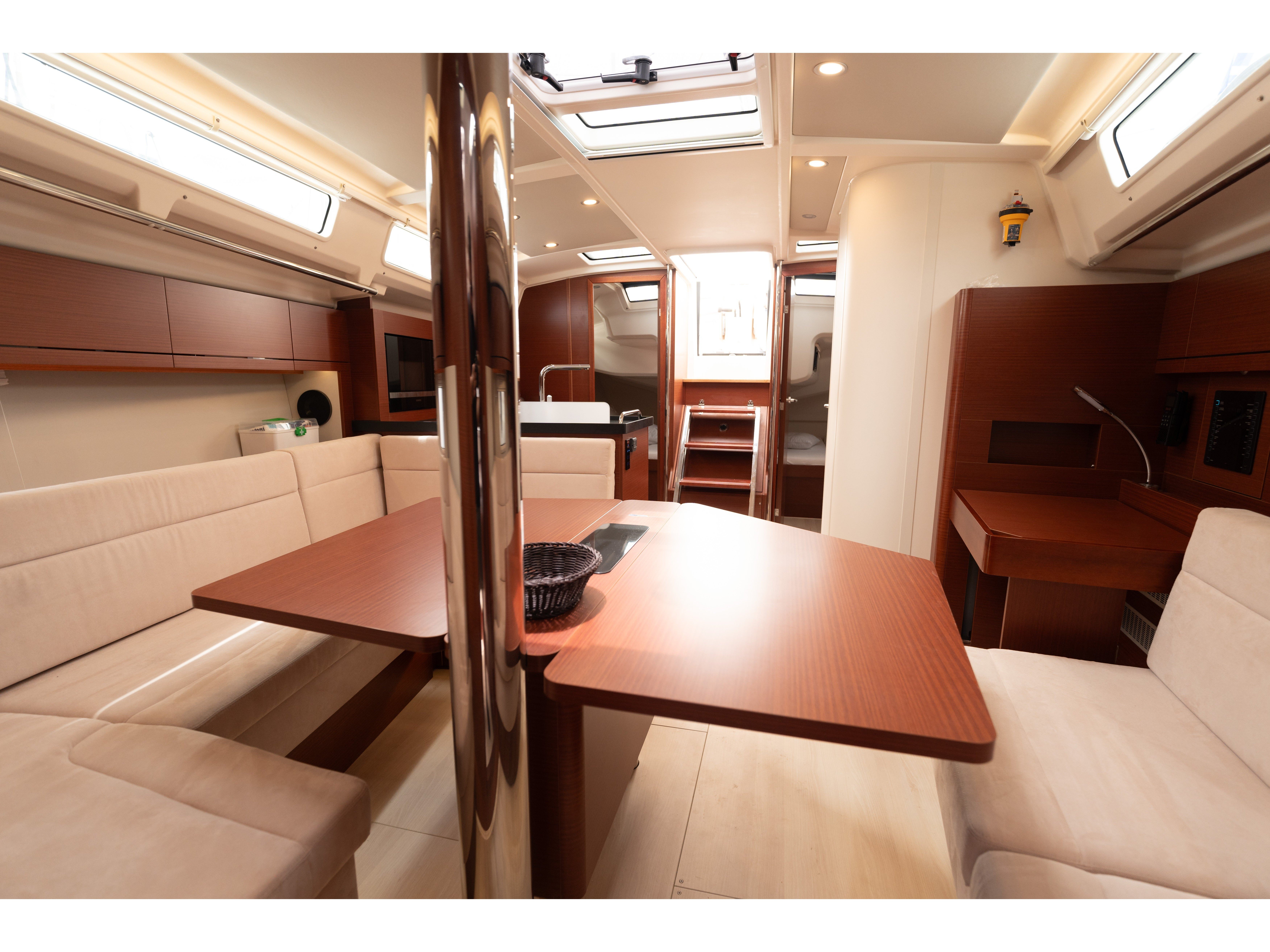 VRONTIS |Inverter| - Yelkenli içinde Lefkada