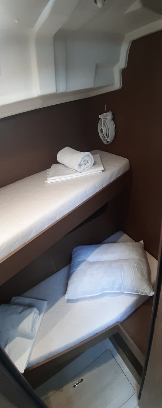 GEORGIO GEN.+A.C. - Yelkenli içinde Lefkada