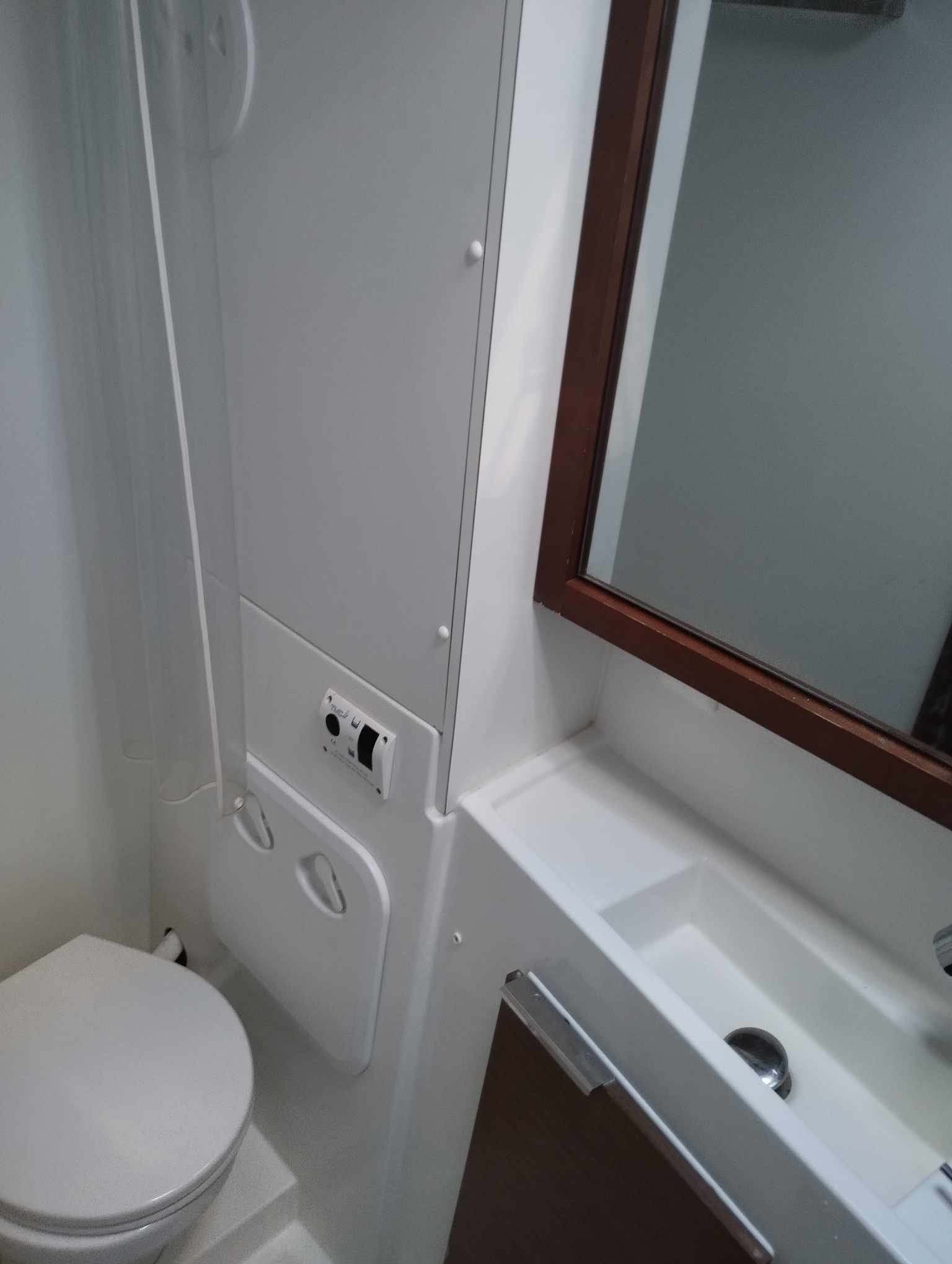 ANGELO - Katamaran içinde Lefkada