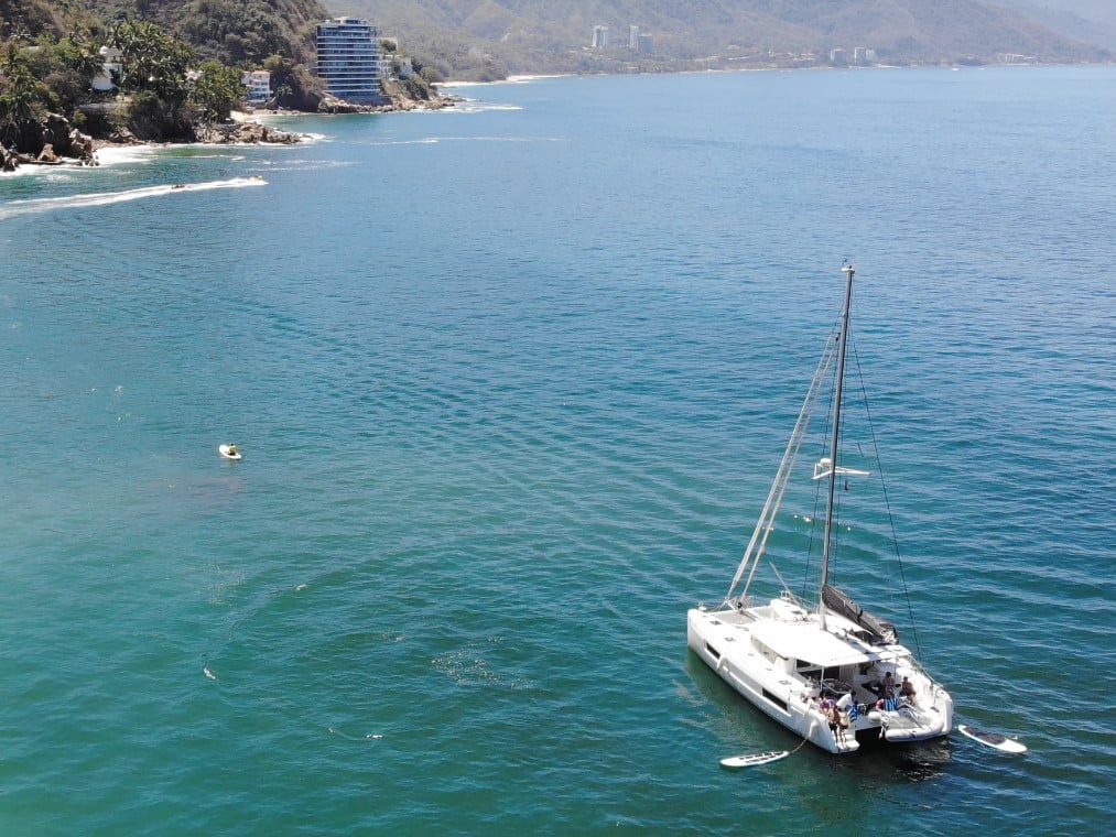 Laguna Goo - Catamaran in Marina Vallarta