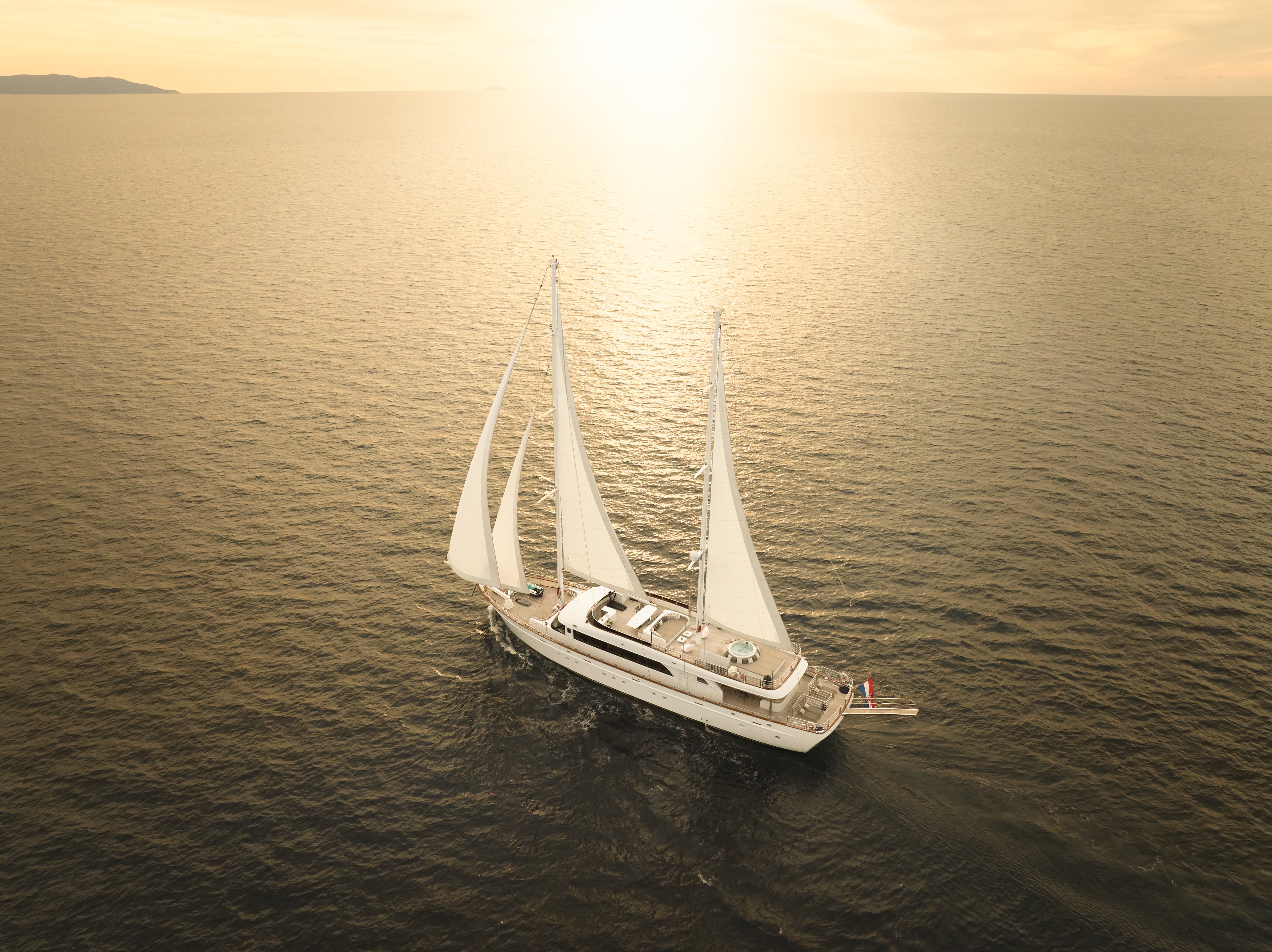 Love Story - Motor Yacht in Split