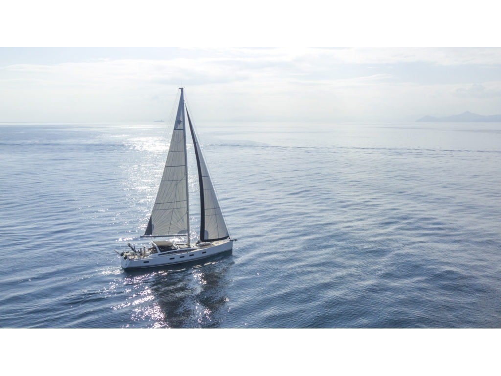 LIFE TIME - Sailboat in Alimos