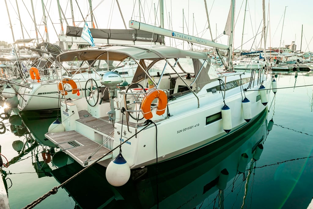 TENTO - Sailboat in Rodos