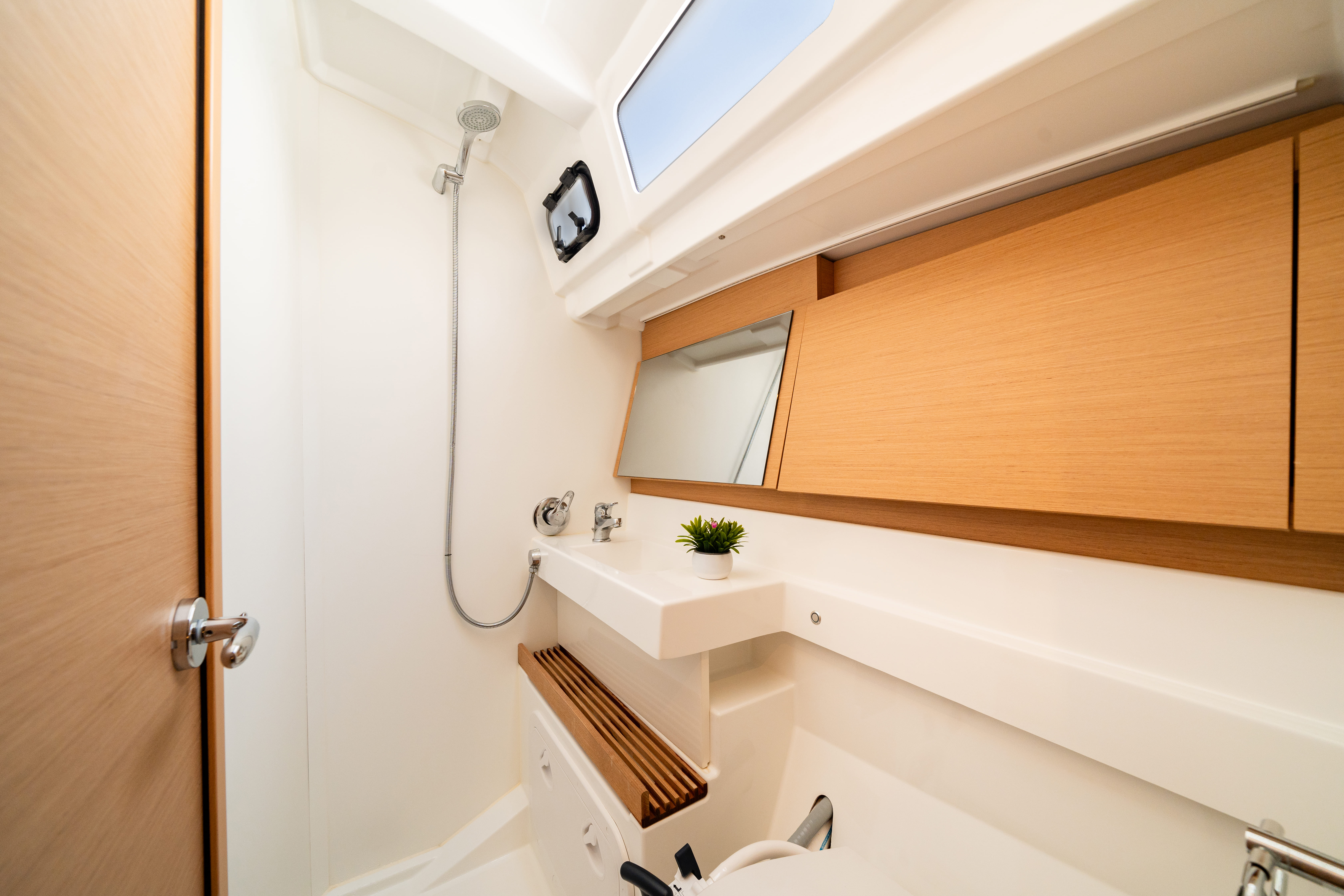 CALMA - Sailboat in Nea Peramos