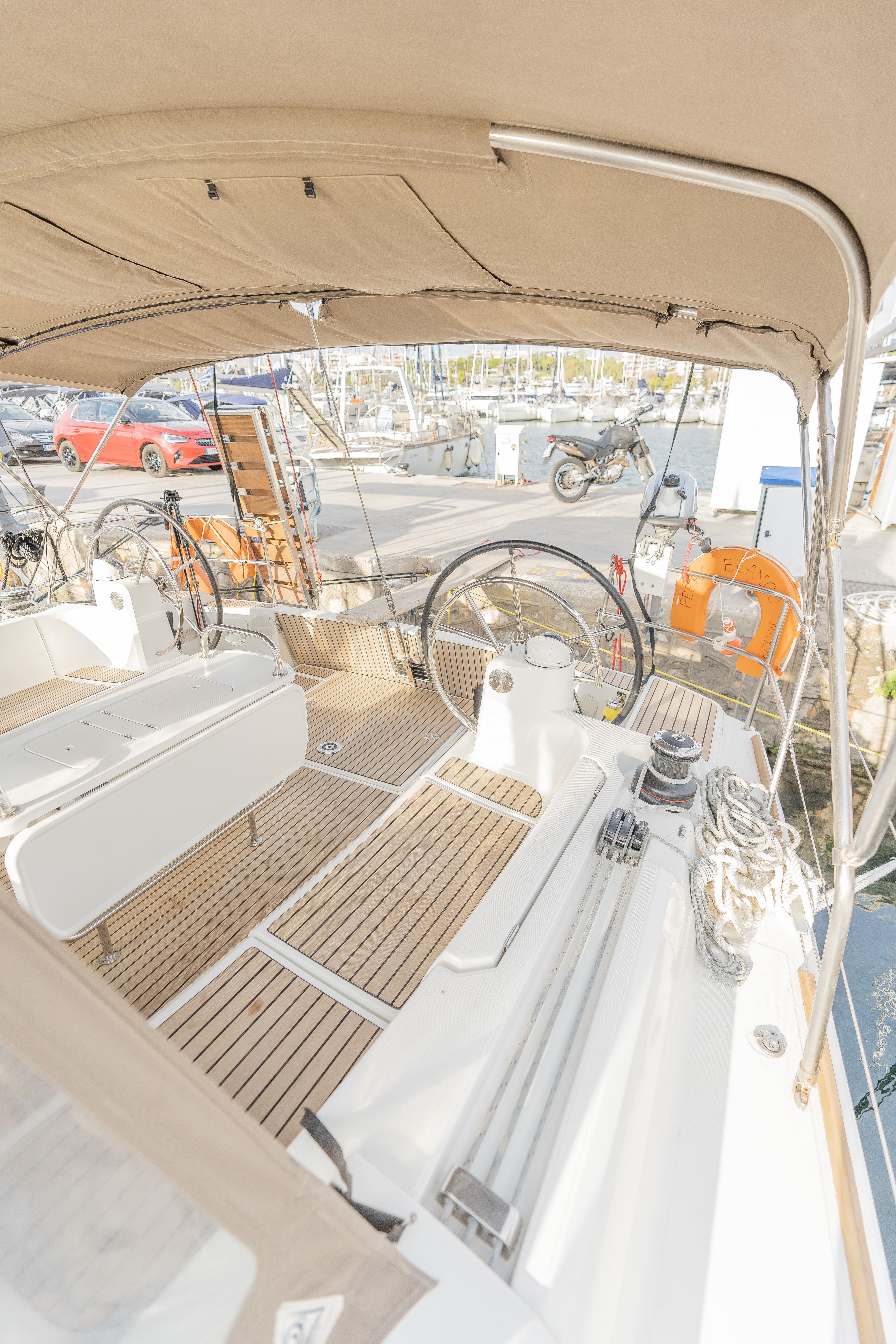 PERRO BLANCO - Sailboat in Neo Klima