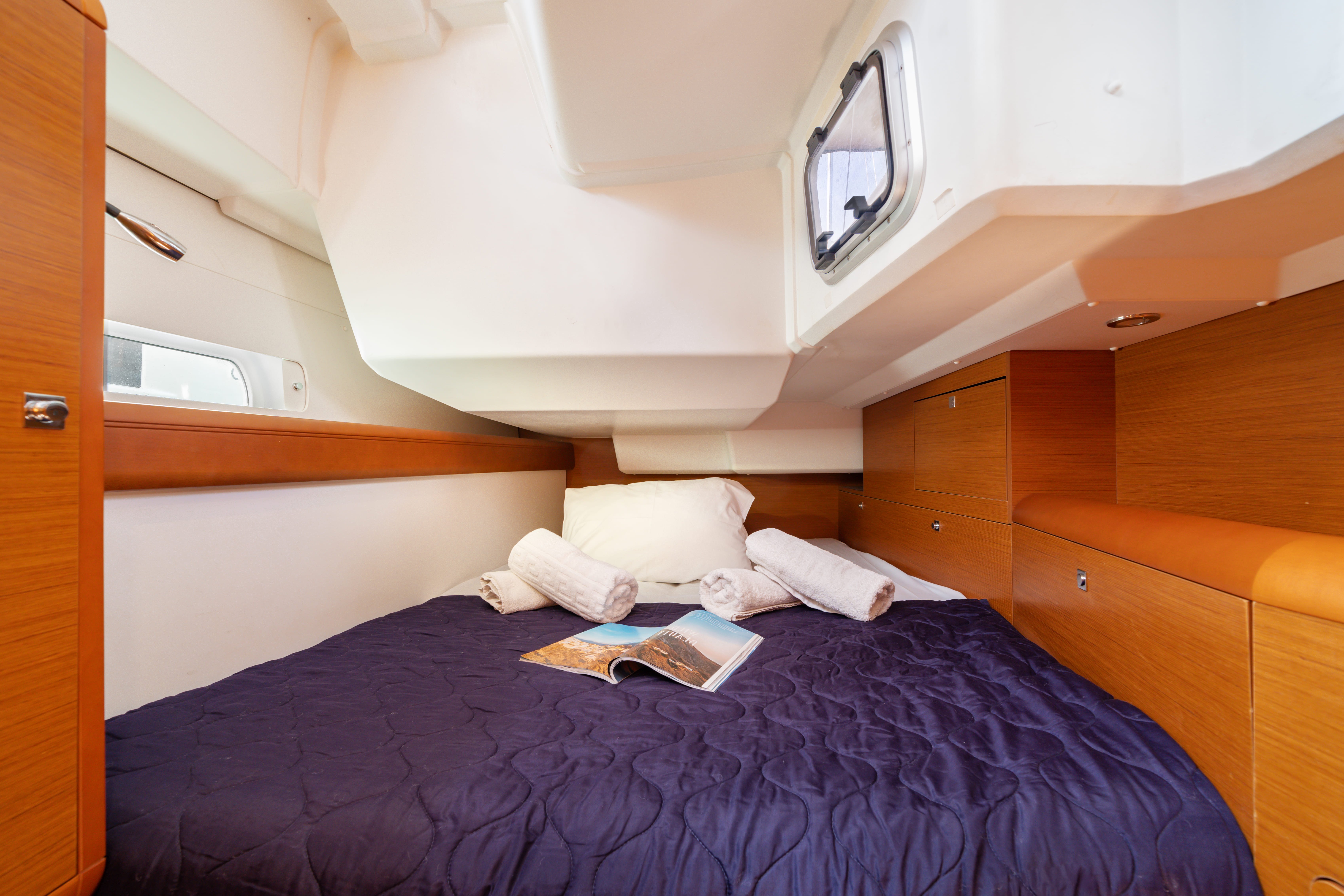 SOFIA - Sailboat in Kallithea