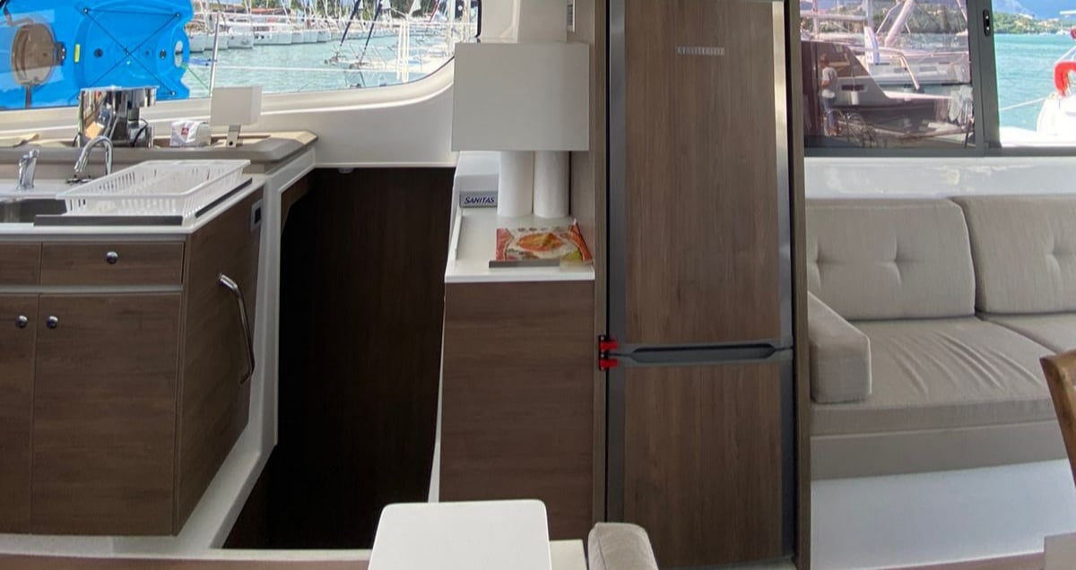 STEADY STREAMER - Catamaran in Alimos