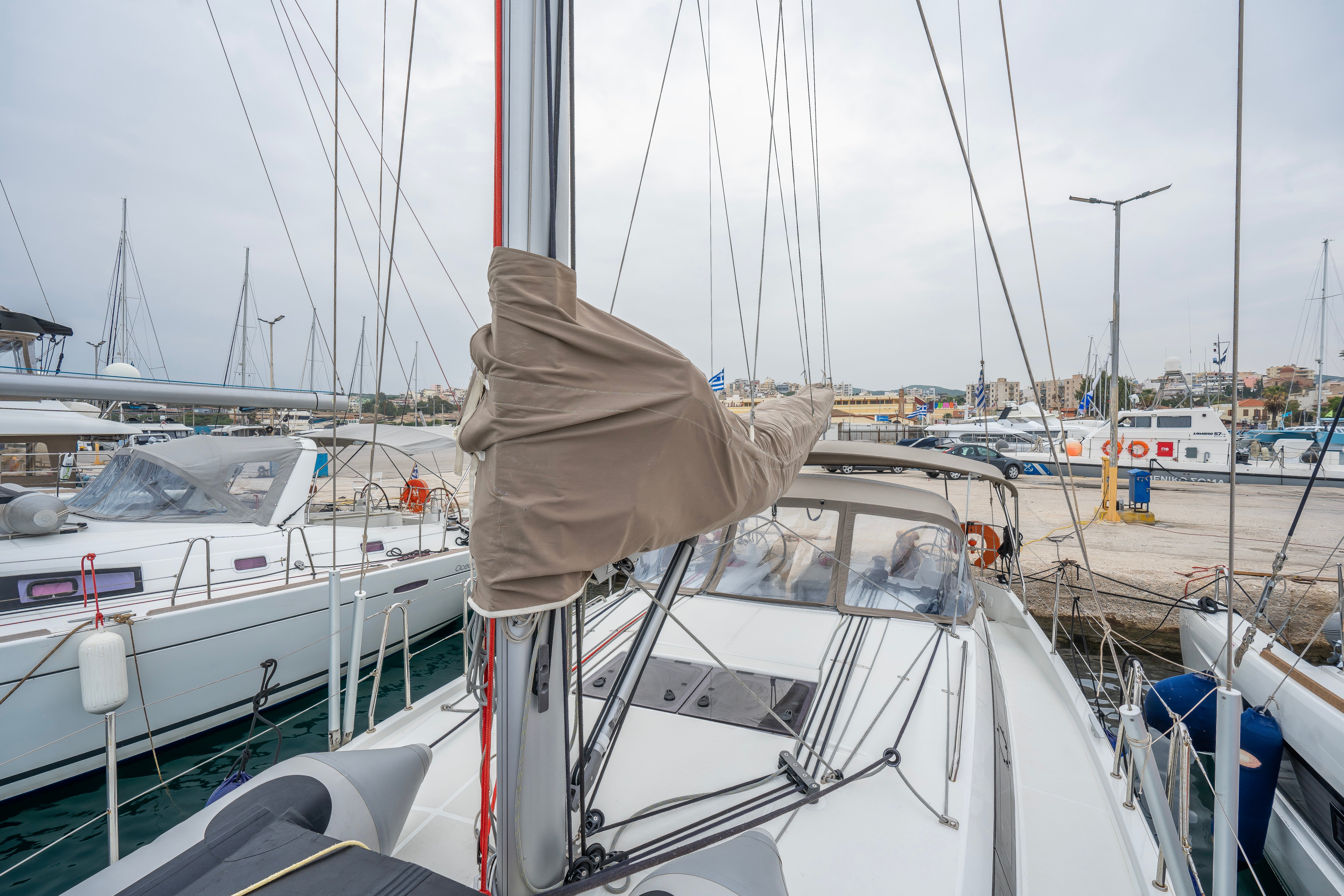 DELLA GRAZIA - Sailboat in Lavrio