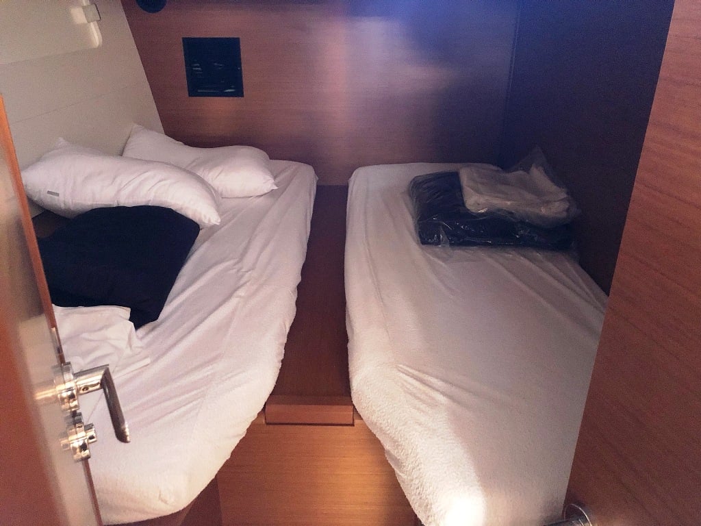 WISE JOHN - Sailboat in Neo Klima