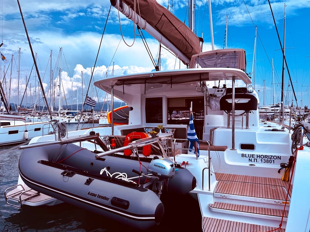 BLUE HORIZON - Catamaran in Kallithea