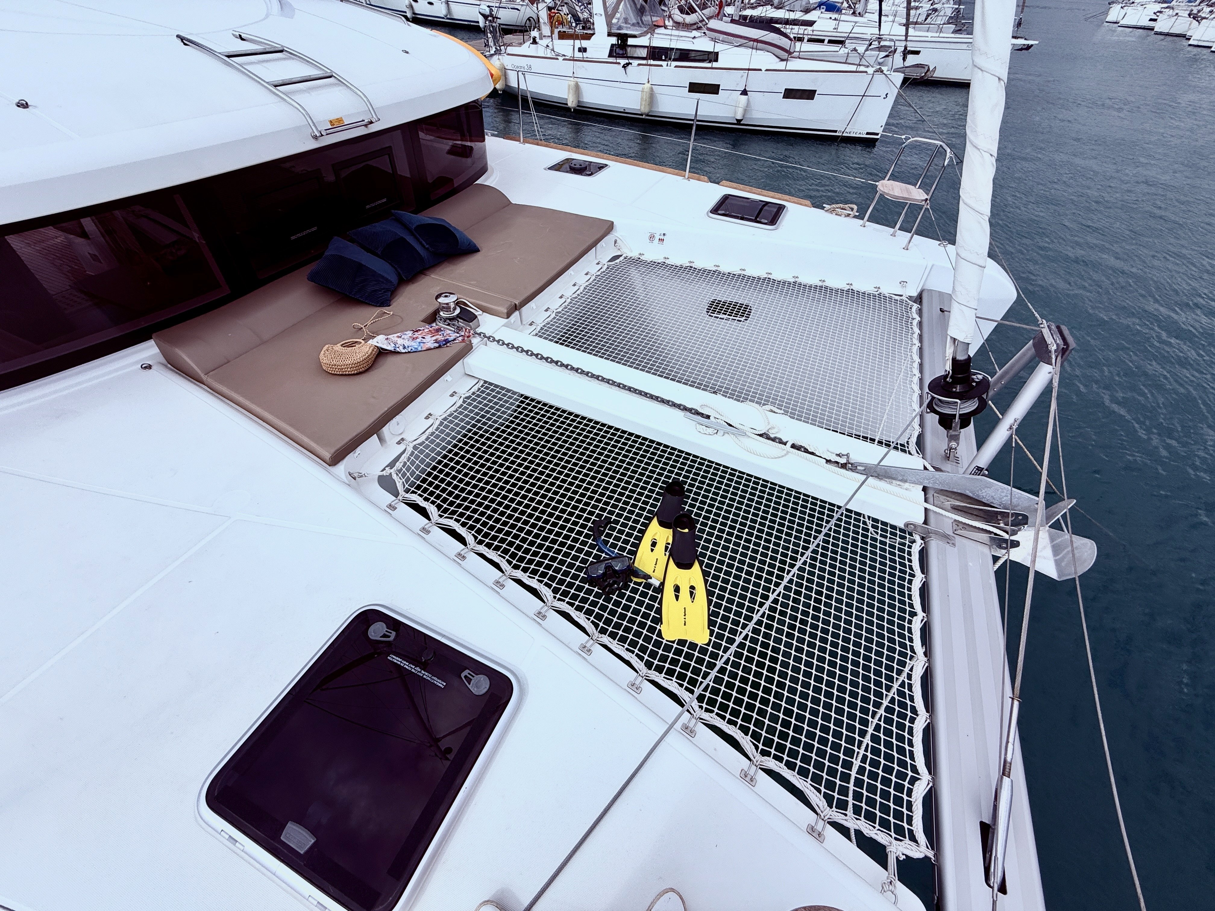 BLUE HORIZON - Catamaran in Kallithea