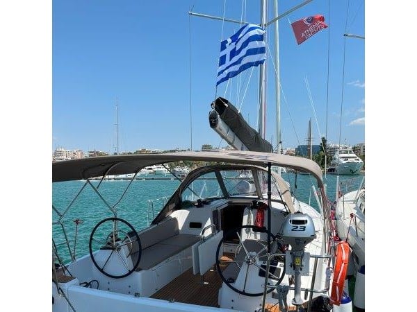 ETHRA - Sailboat in Lavrio