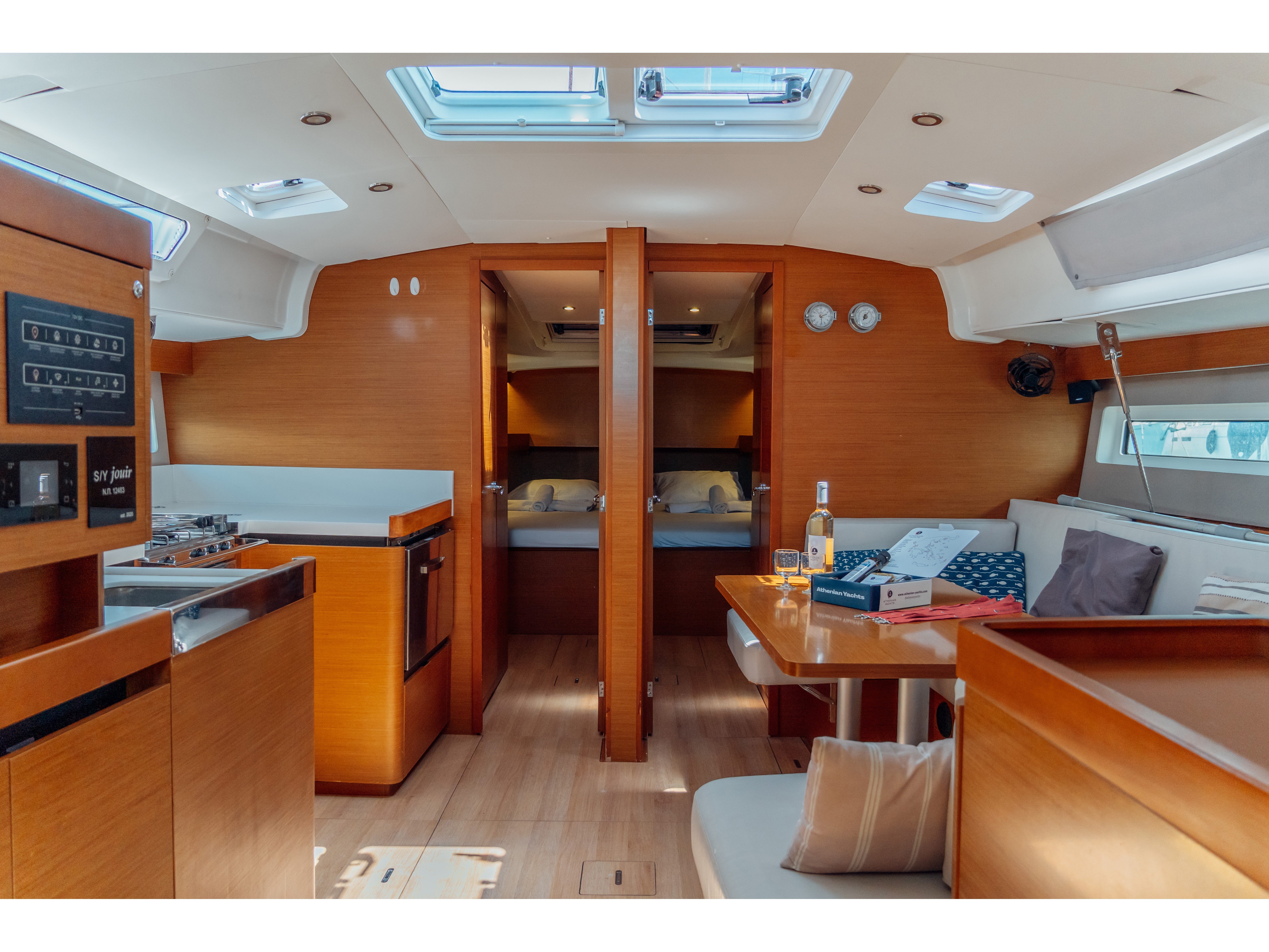 JOUIR - Sailboat in Kos