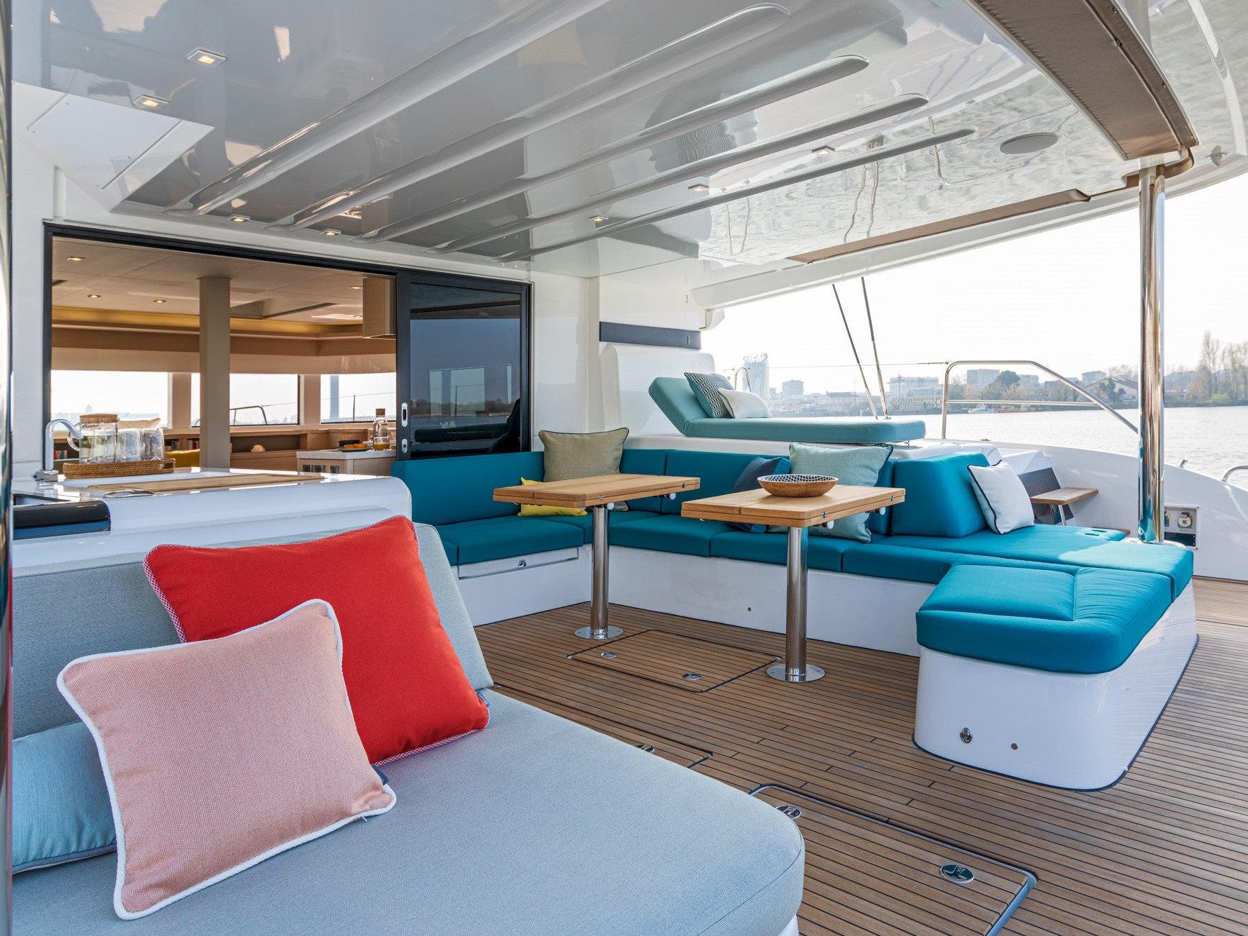 DREAM - Catamaran in Alimos