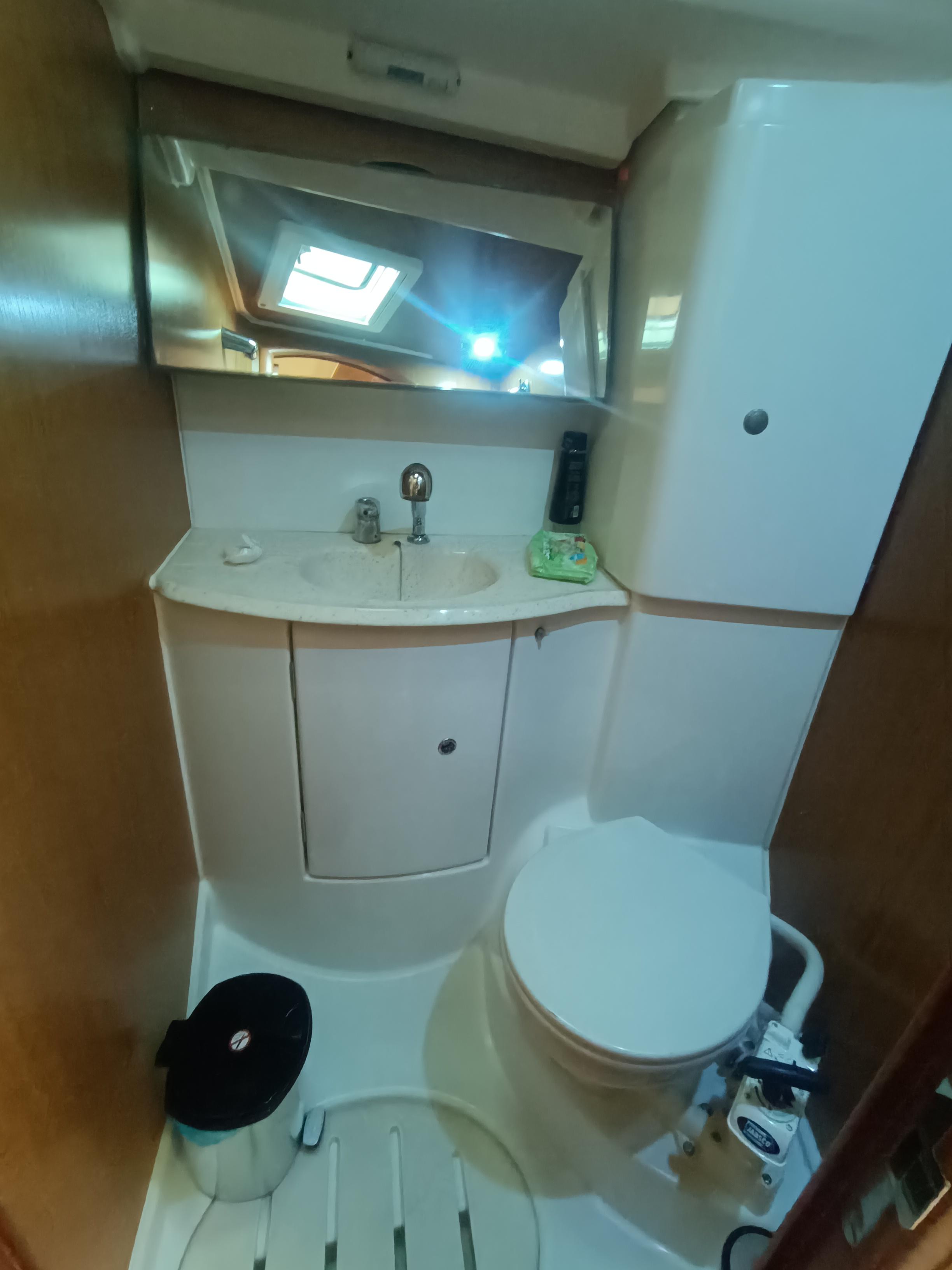 SEA OBSESSION - Sailboat in Kallithea