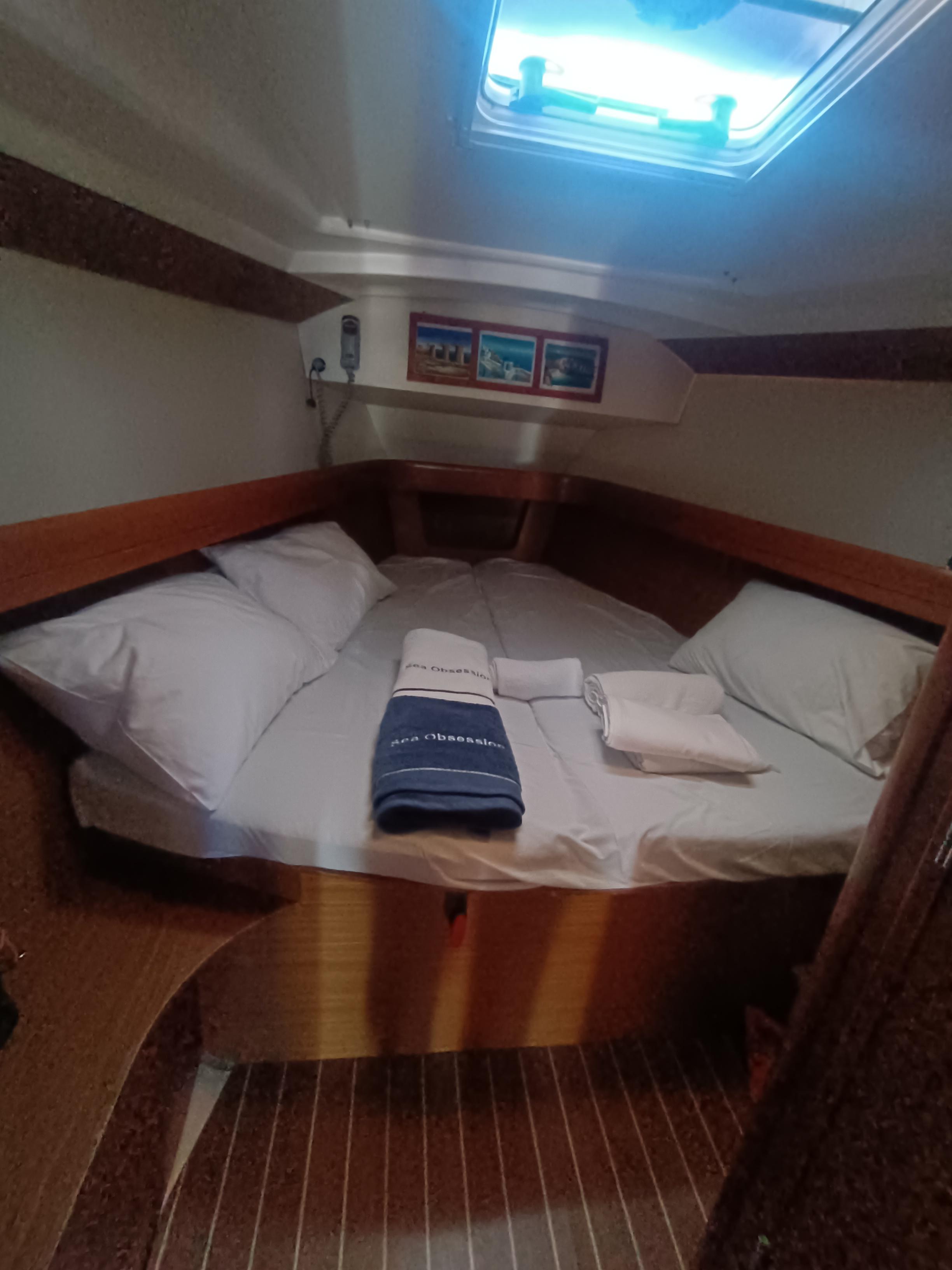 SEA OBSESSION - Sailboat in Kallithea