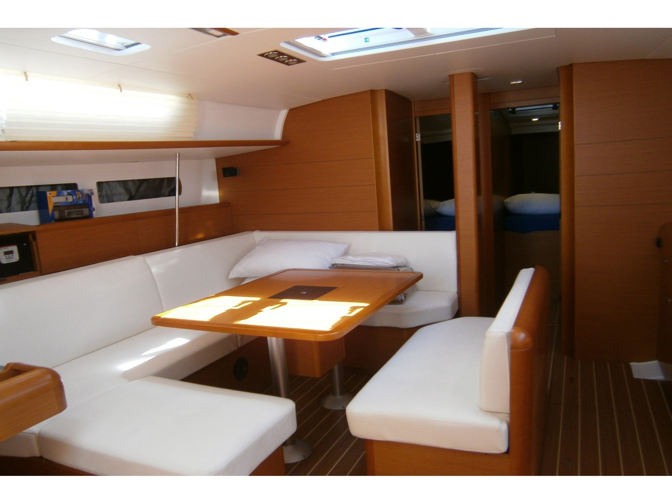 KEFI - Sailboat in Preveza