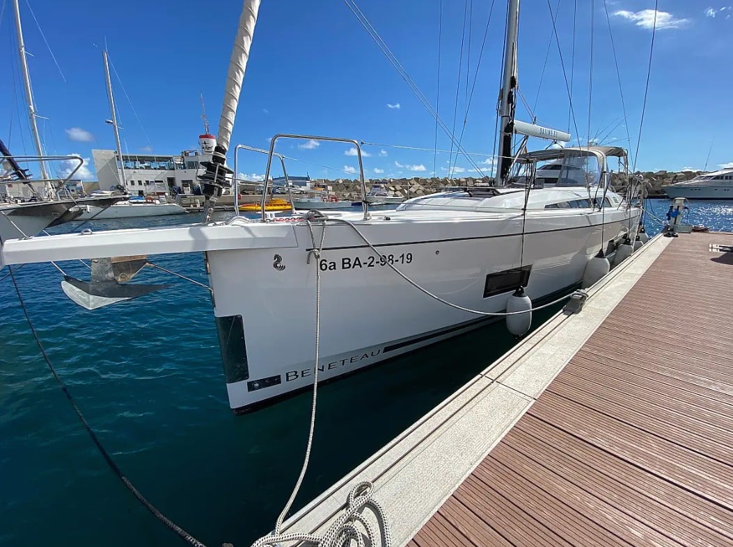 No Stress - Sailboat in Eivissa