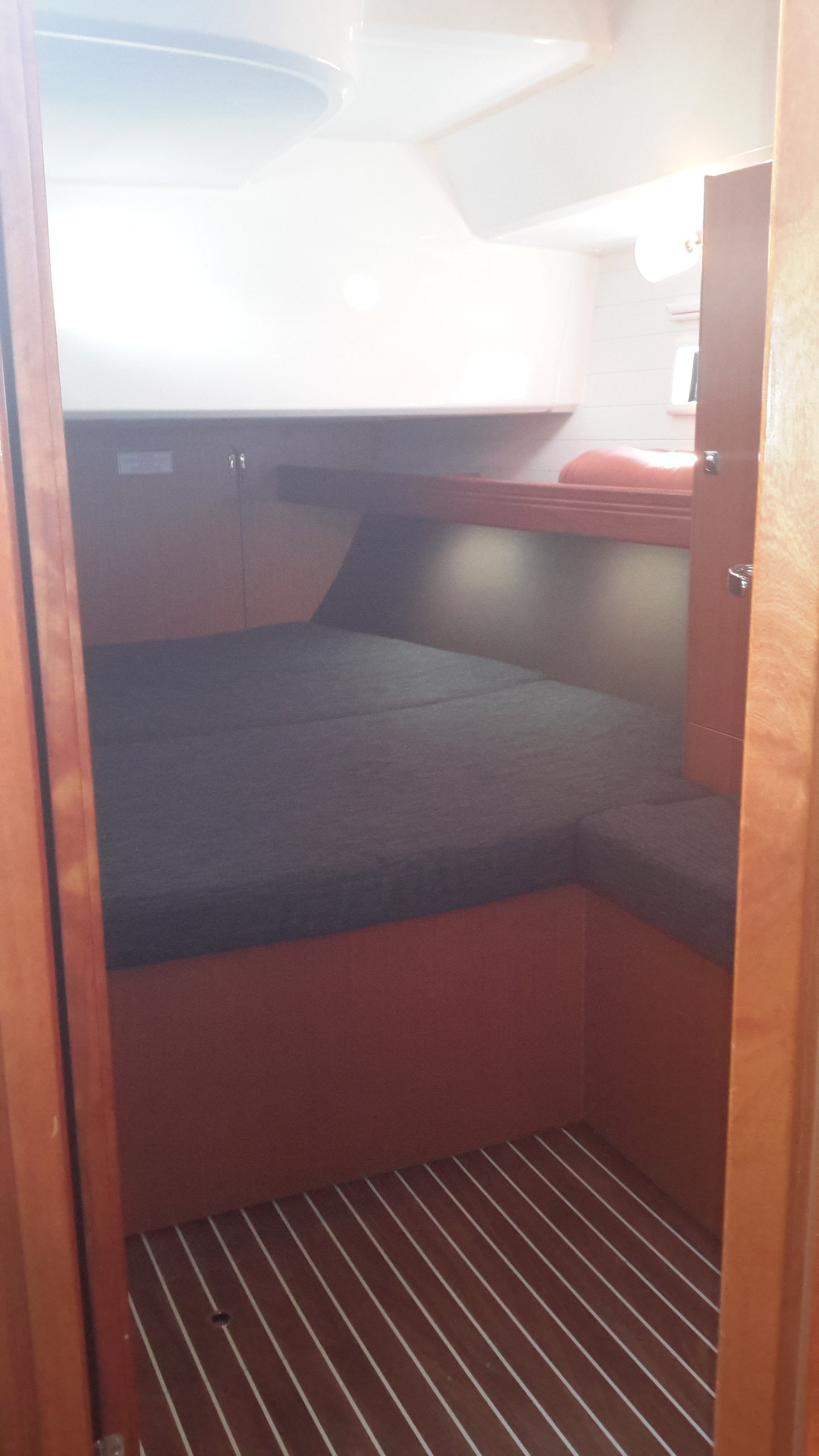 Aurora - Sailboat in Alimos