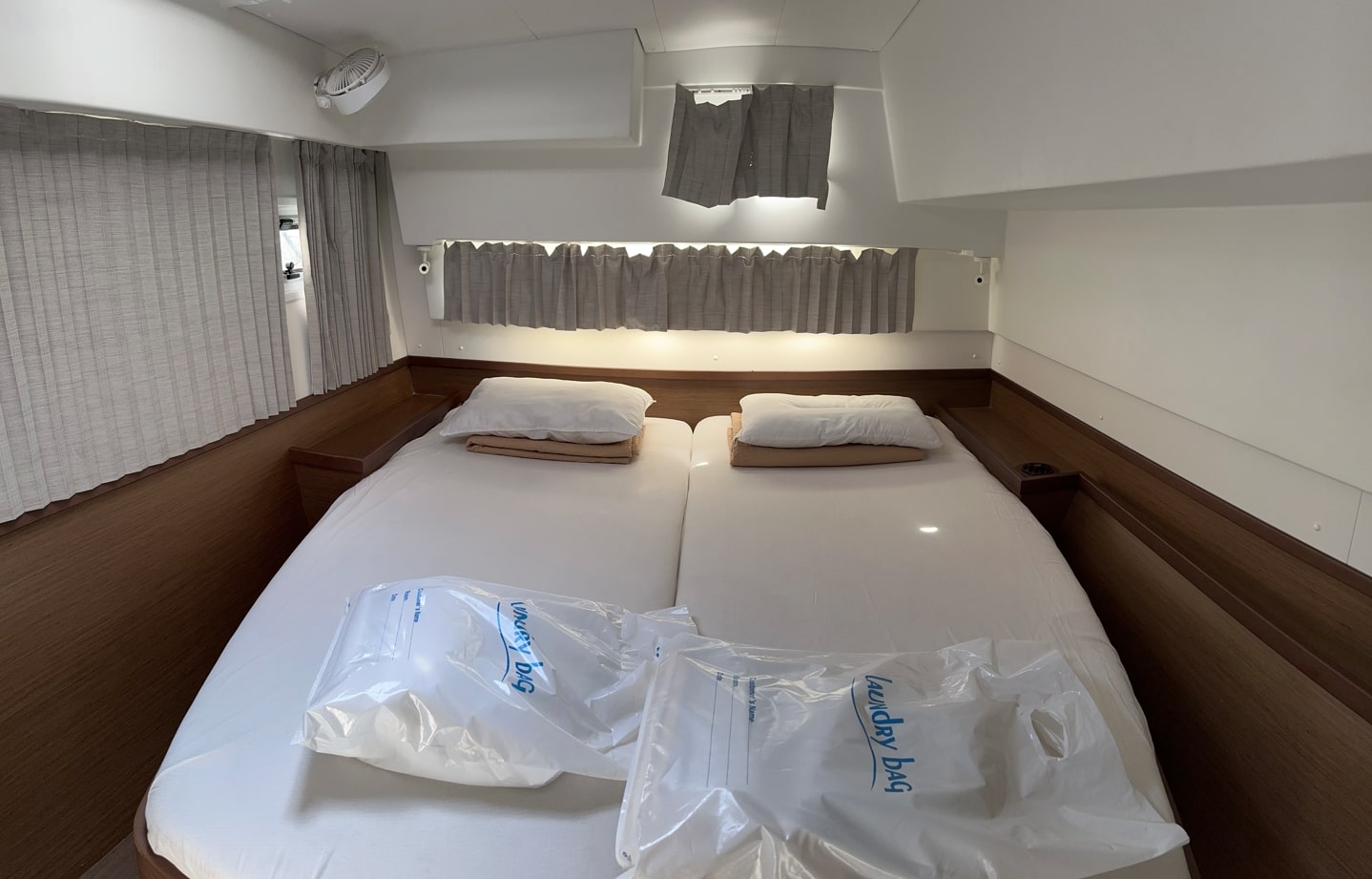 Sea novels - Catamaran in Palairos