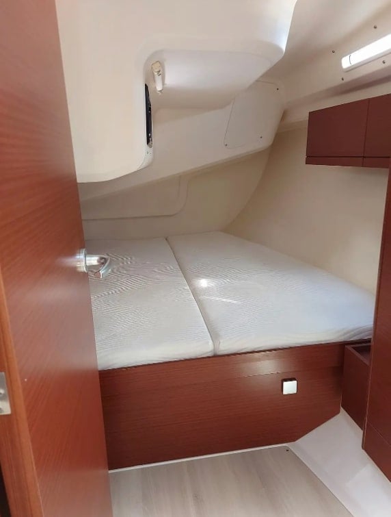 Pasithea - Sailboat in Anatoliki Attiki