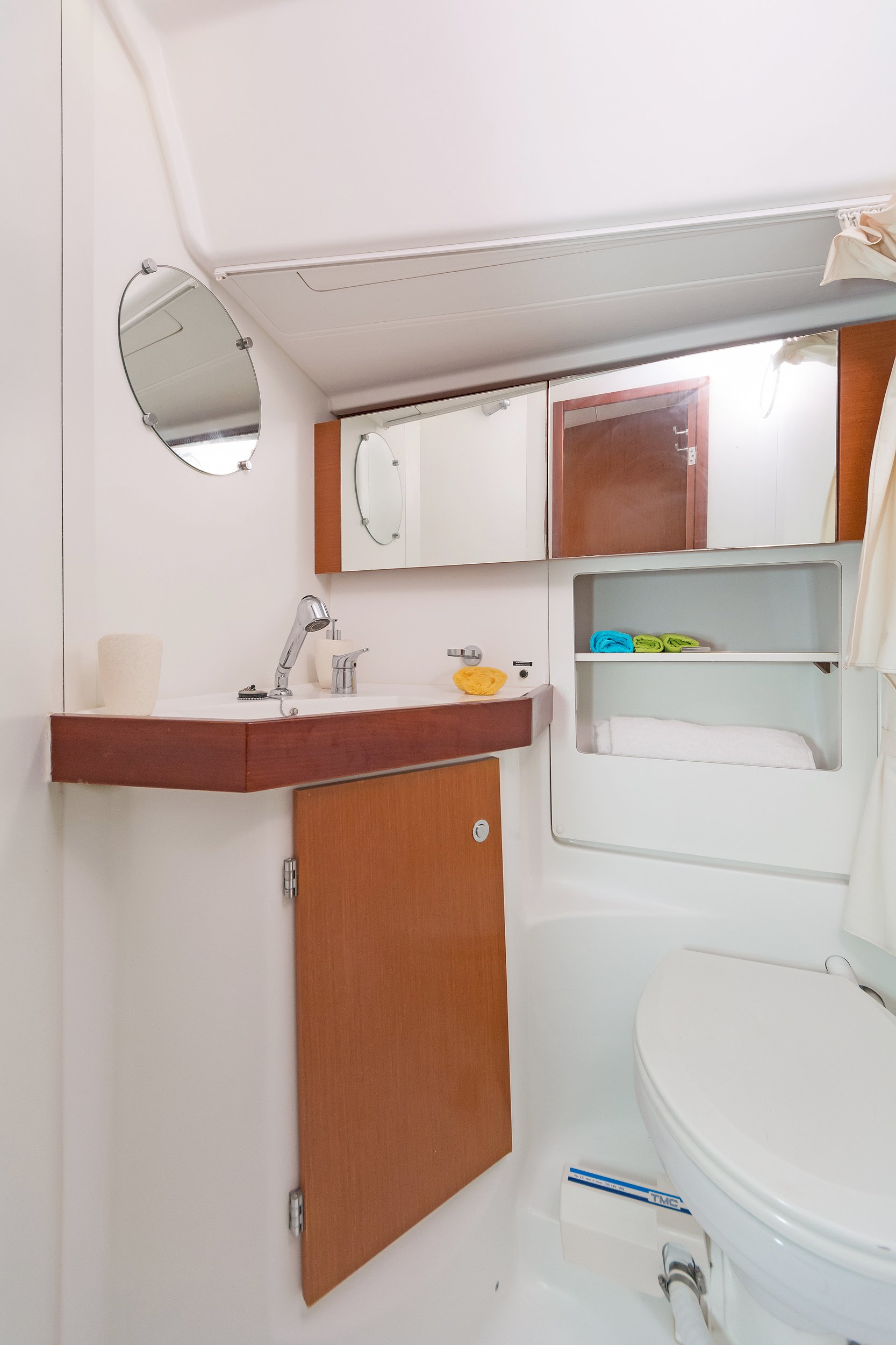 Sueno - Yelkenli içinde Alimos