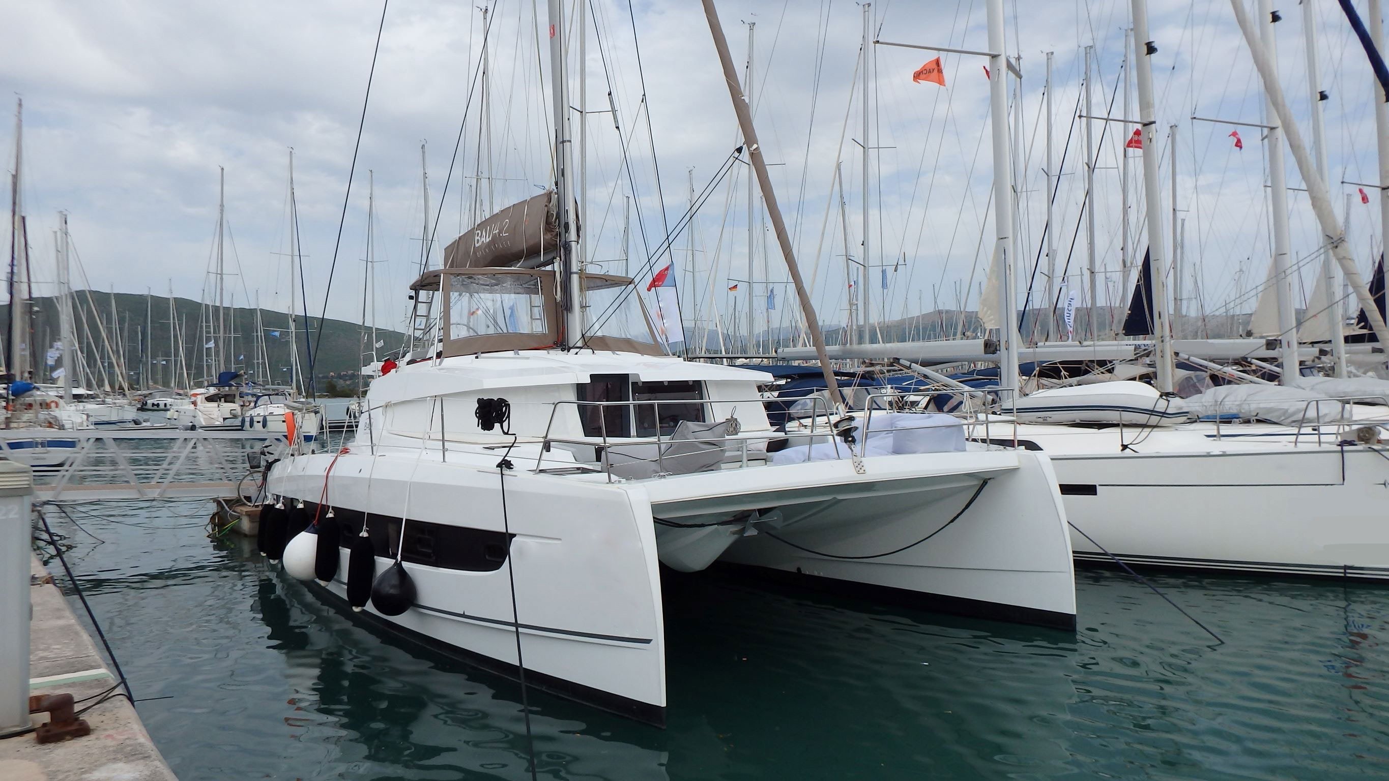 Blue Navy - Catamaran in Nikiana